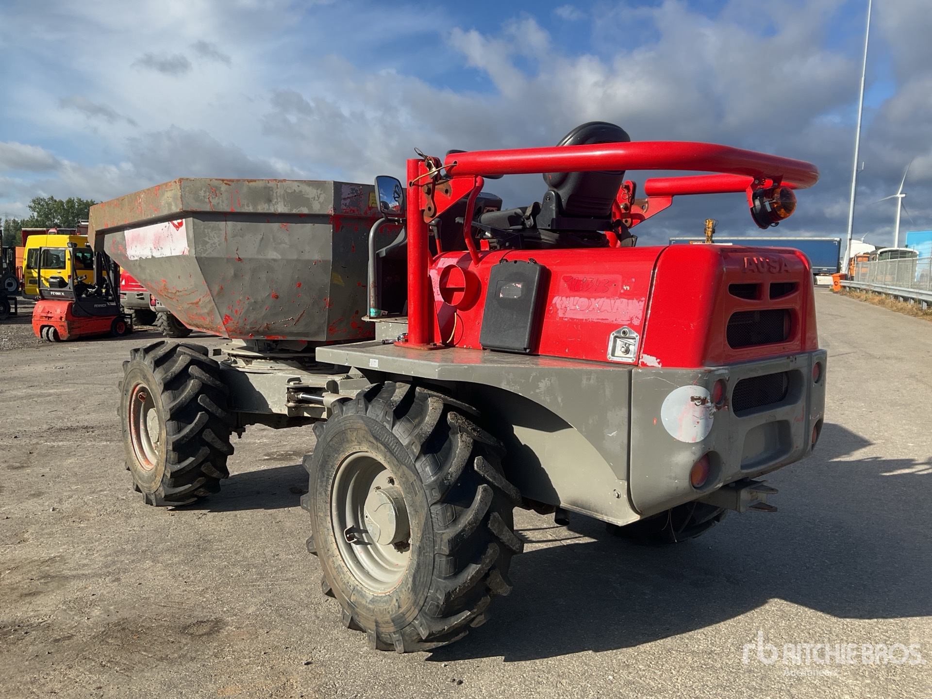 2013 Ausa D600APG