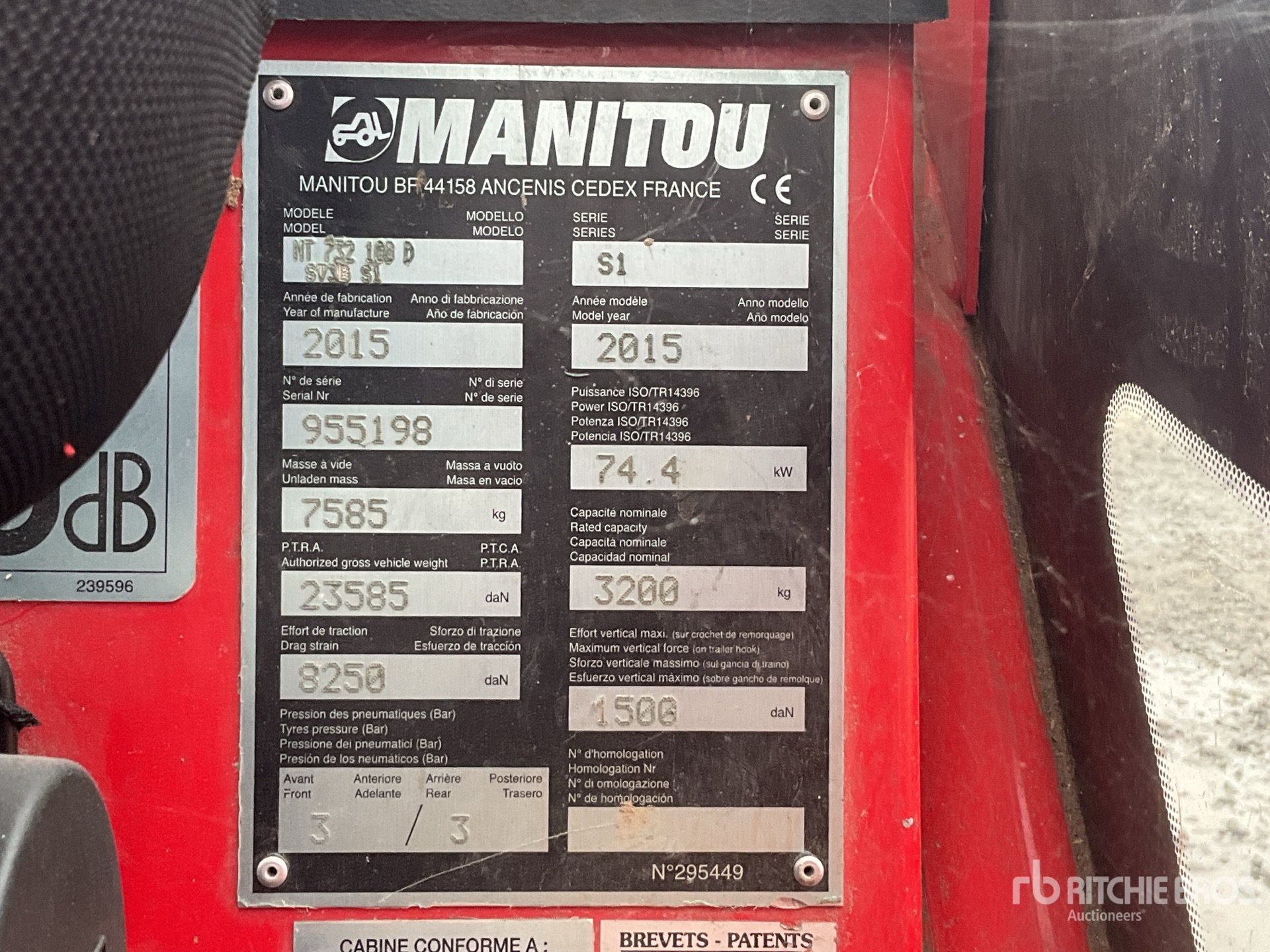 2015 Manitou MT732-100