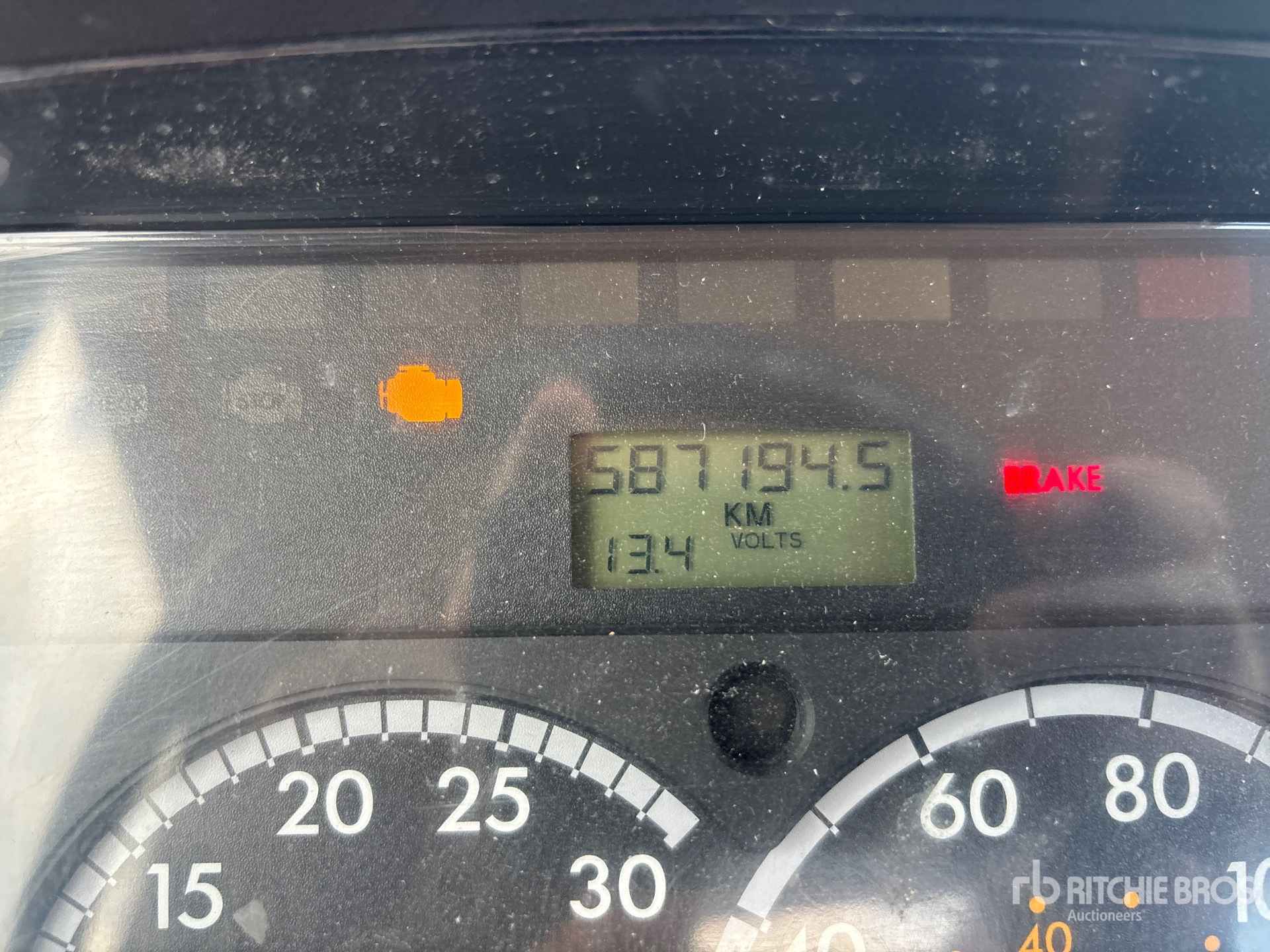 2015 Freightliner M2 106