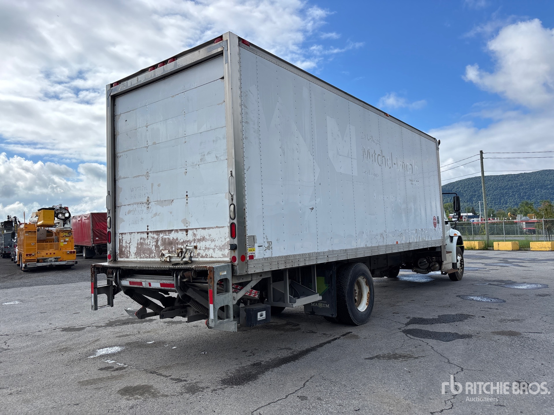 2017 International 4300