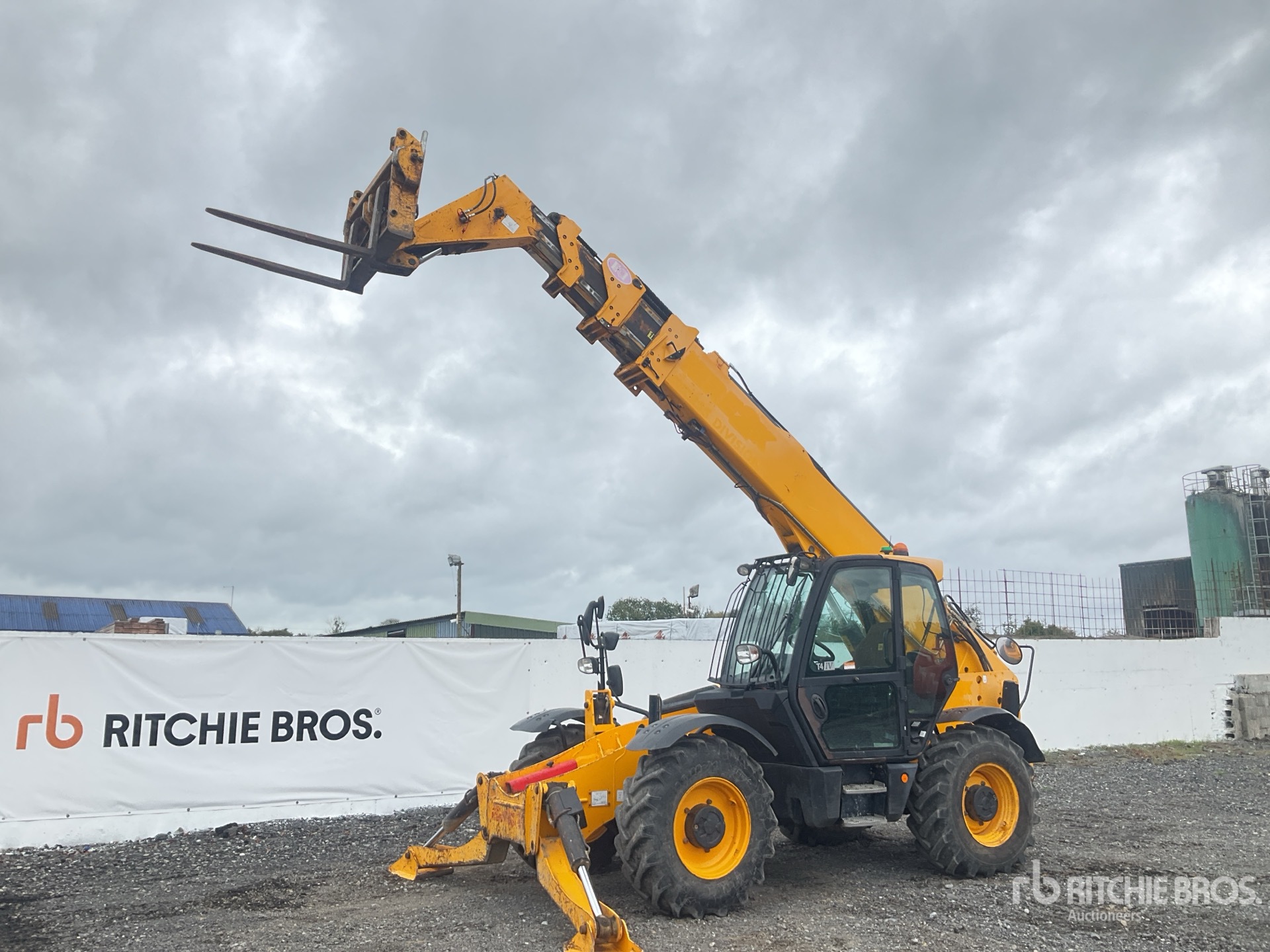2018 JCB 540-180