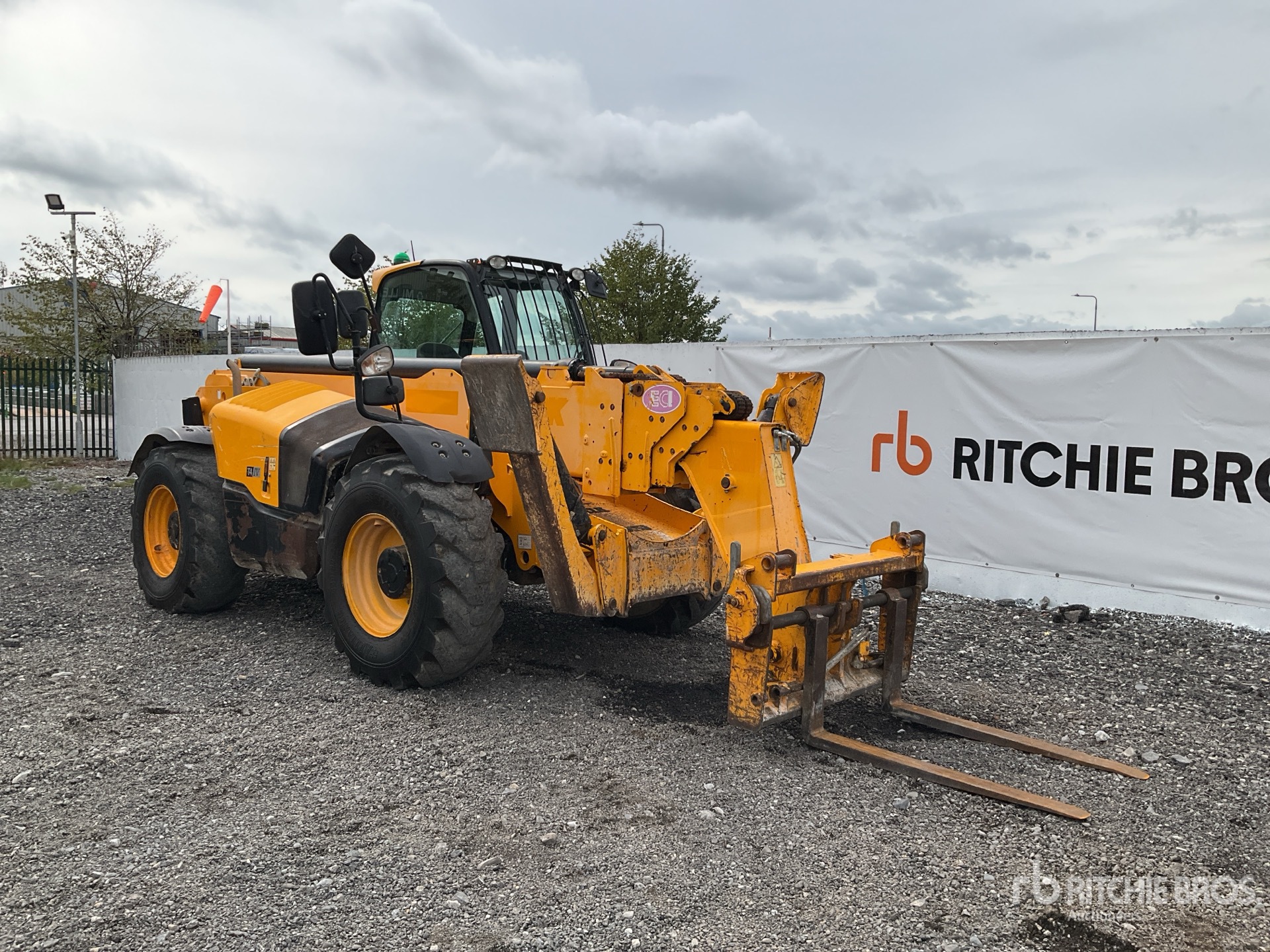 2017 JCB 540-180
