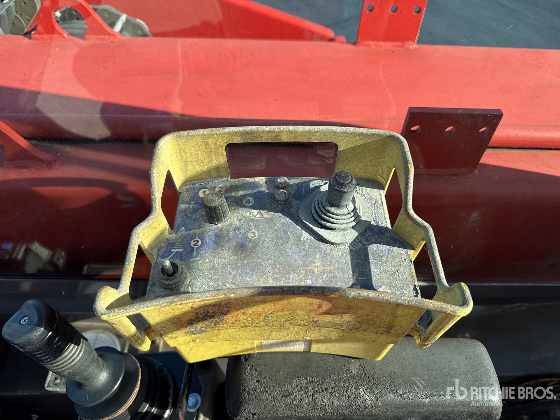 2005 Manitou MRT2150