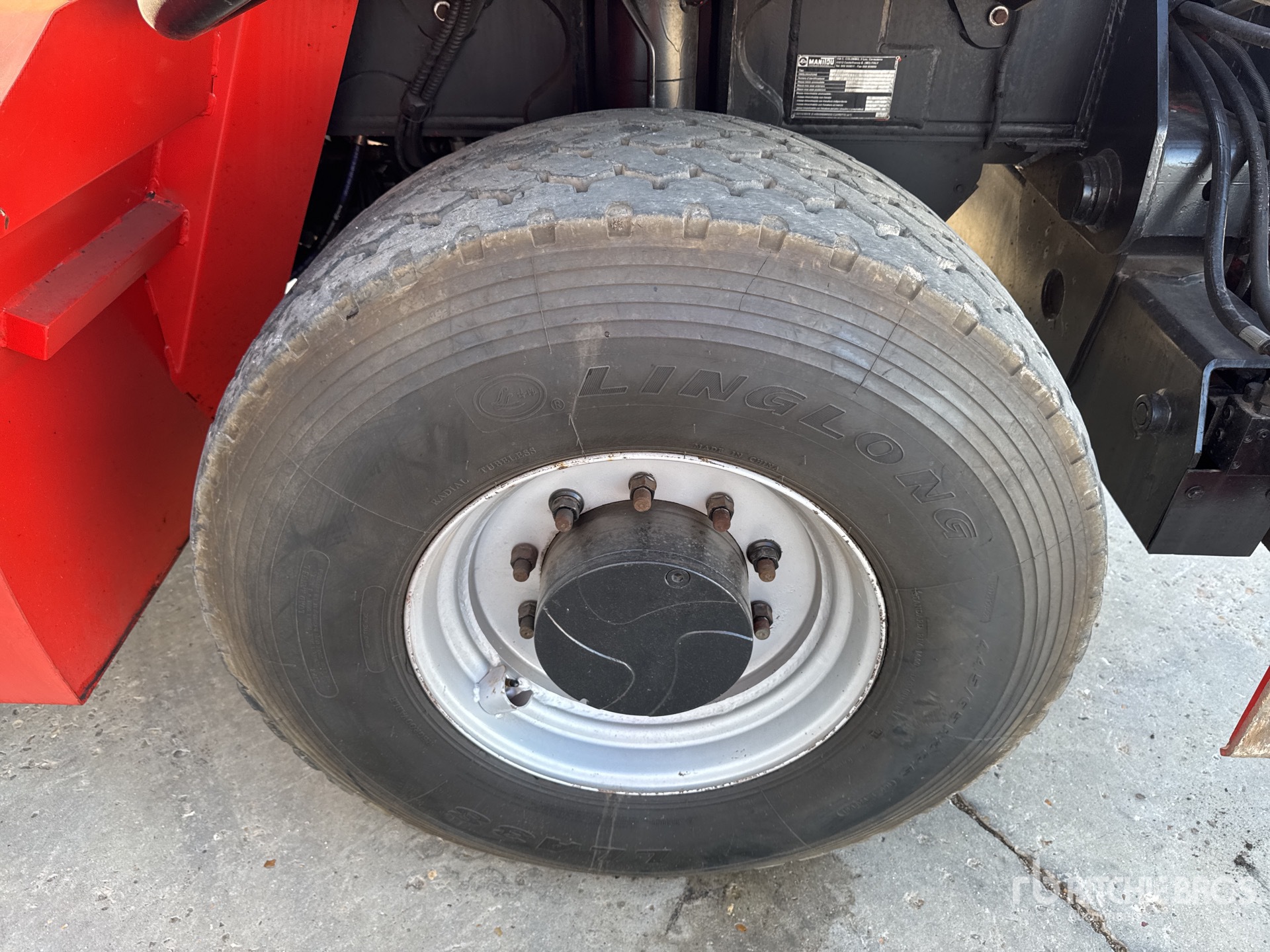 2005 Manitou MRT2150