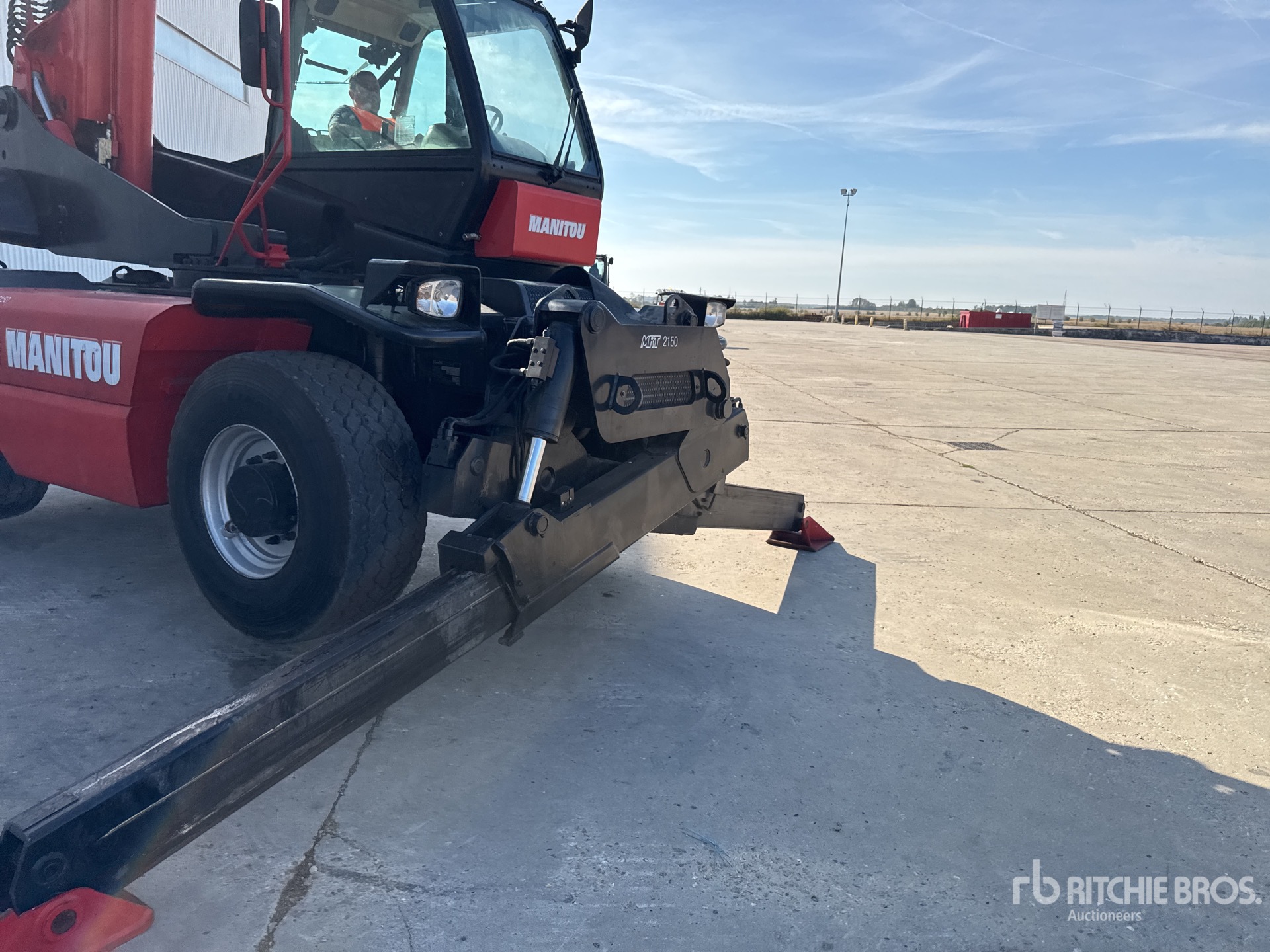 2005 Manitou MRT2150