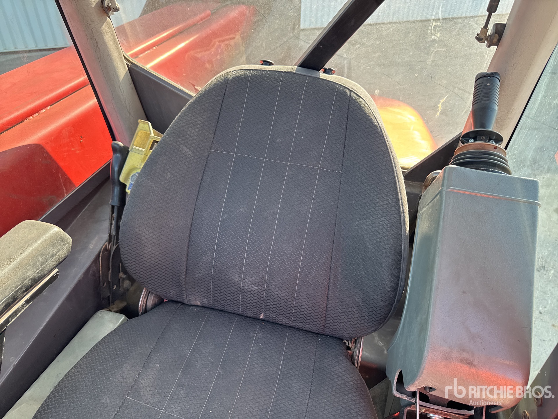 2005 Manitou MRT2150