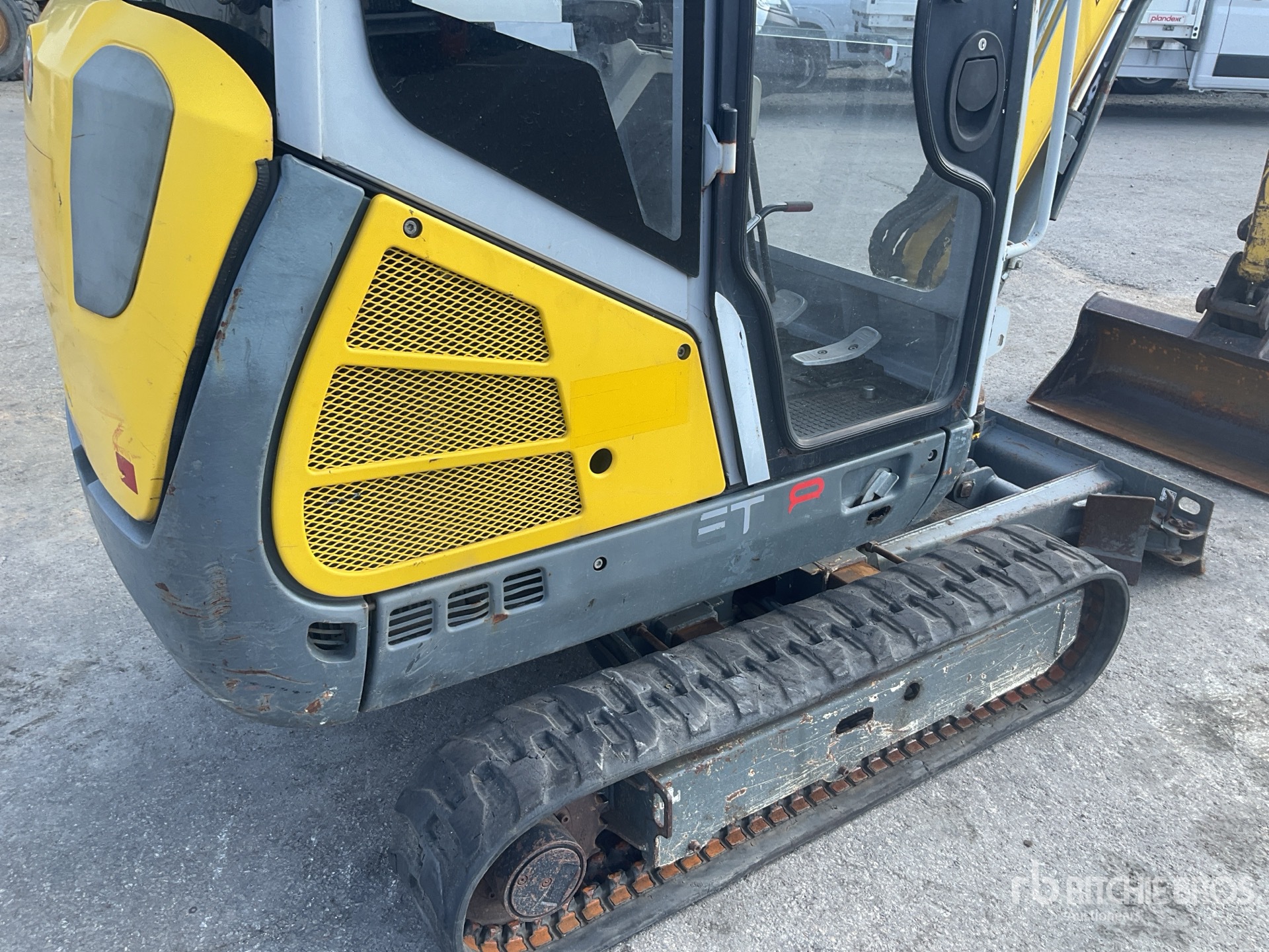 2013 Wacker Neuson ET18