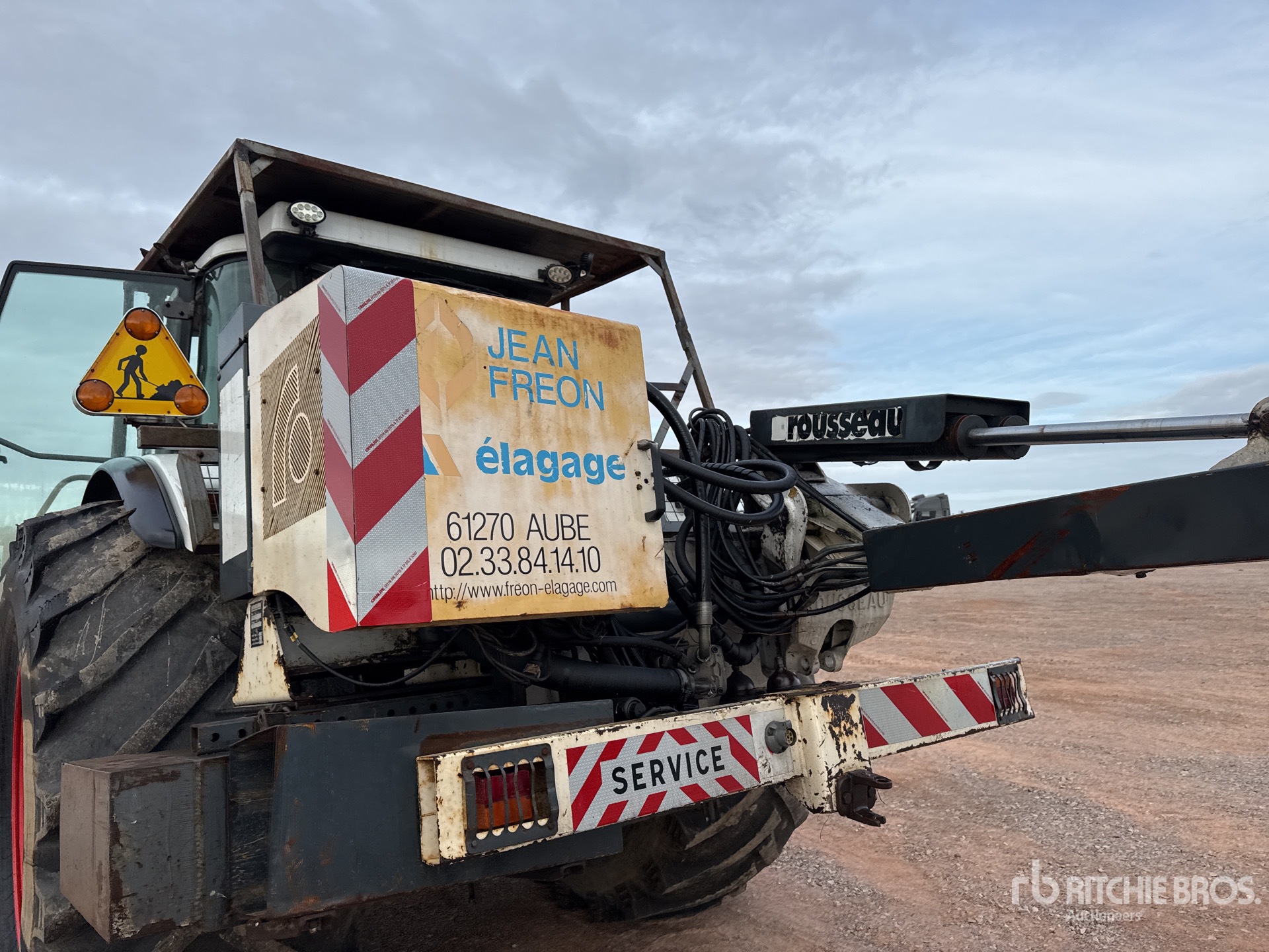 2005 Claas ARES 836RZ