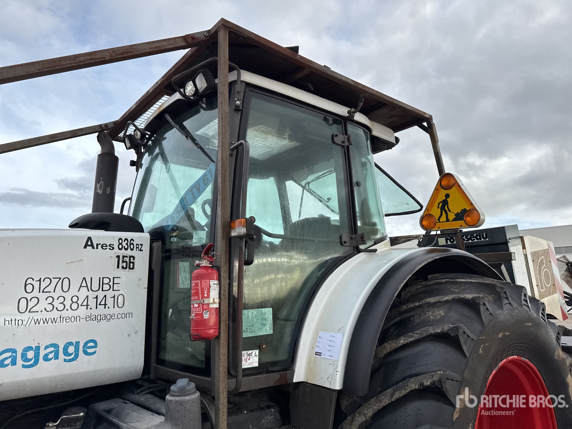 2005 Claas ARES 836RZ