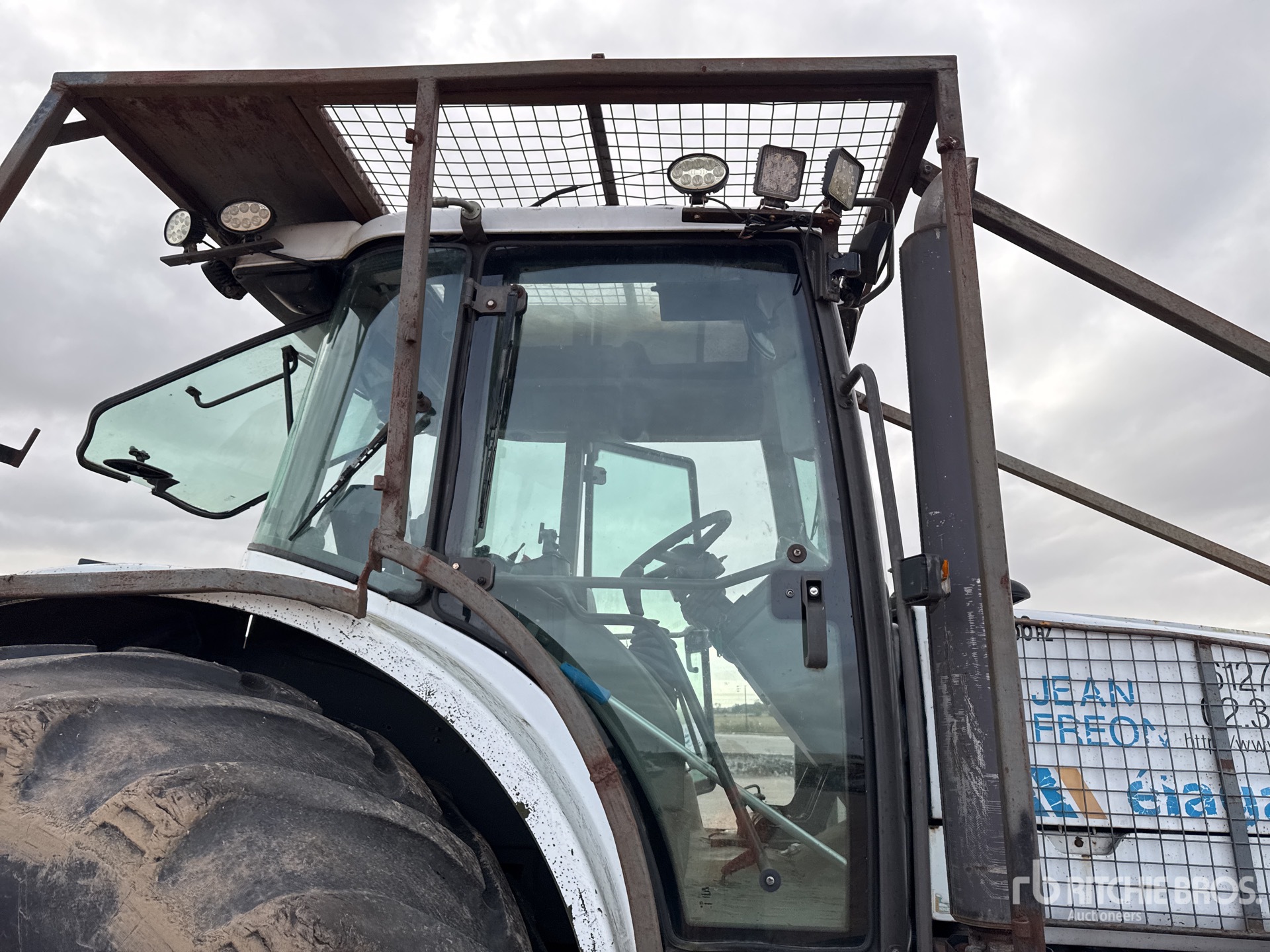 2005 Claas ARES 836RZ