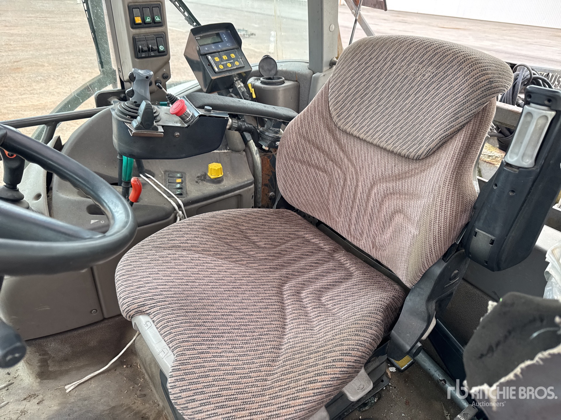 2005 Claas ARES 836RZ