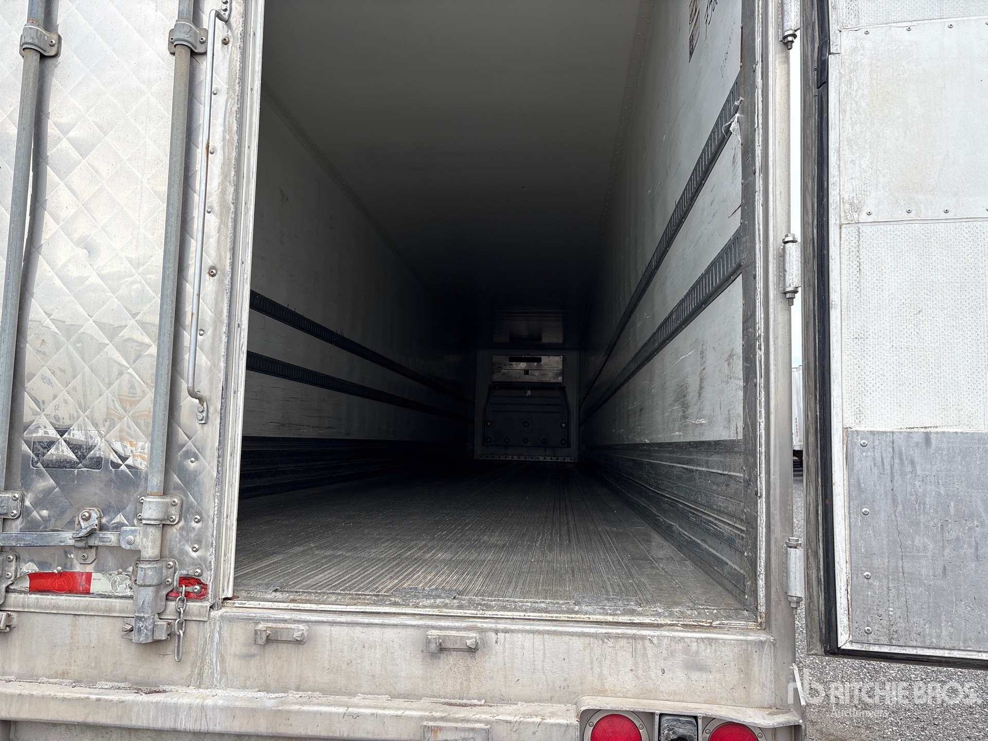 2015 Great Dane 53 FT X 102 IN TRI/A