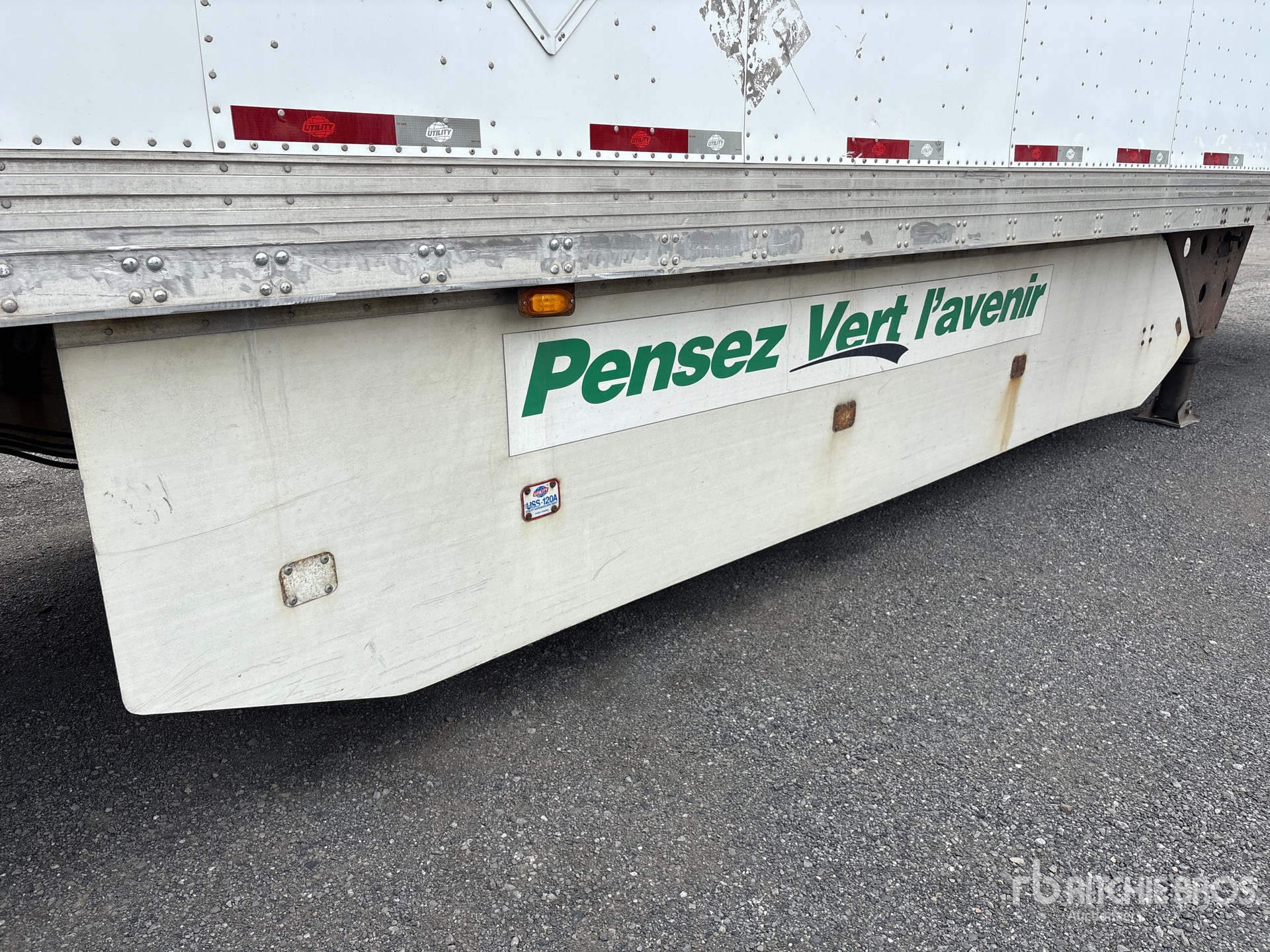 2014 Utility 53 FT X 102 IN TRI/A