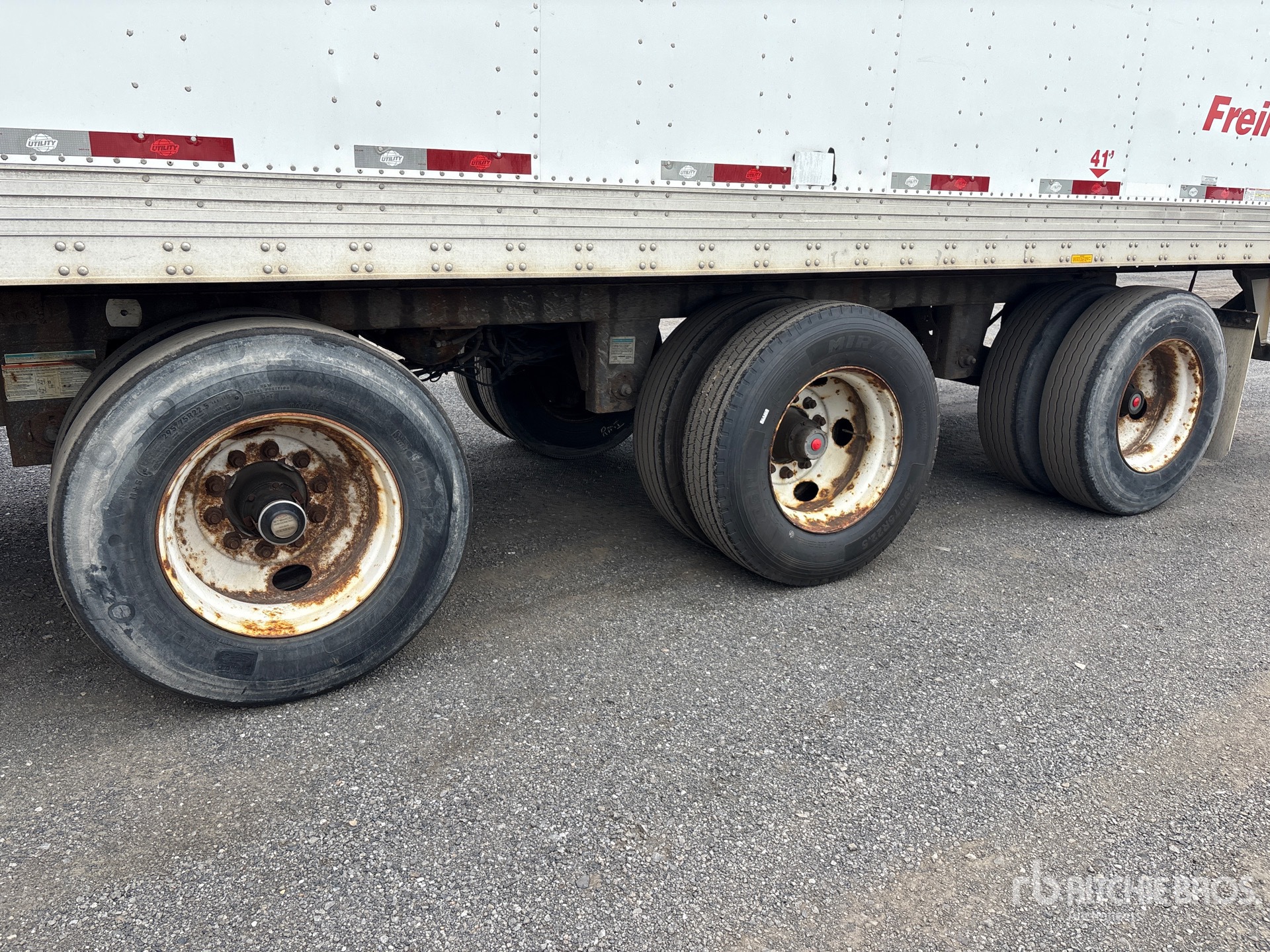 2014 Utility 53 FT X 102 IN TRI/A