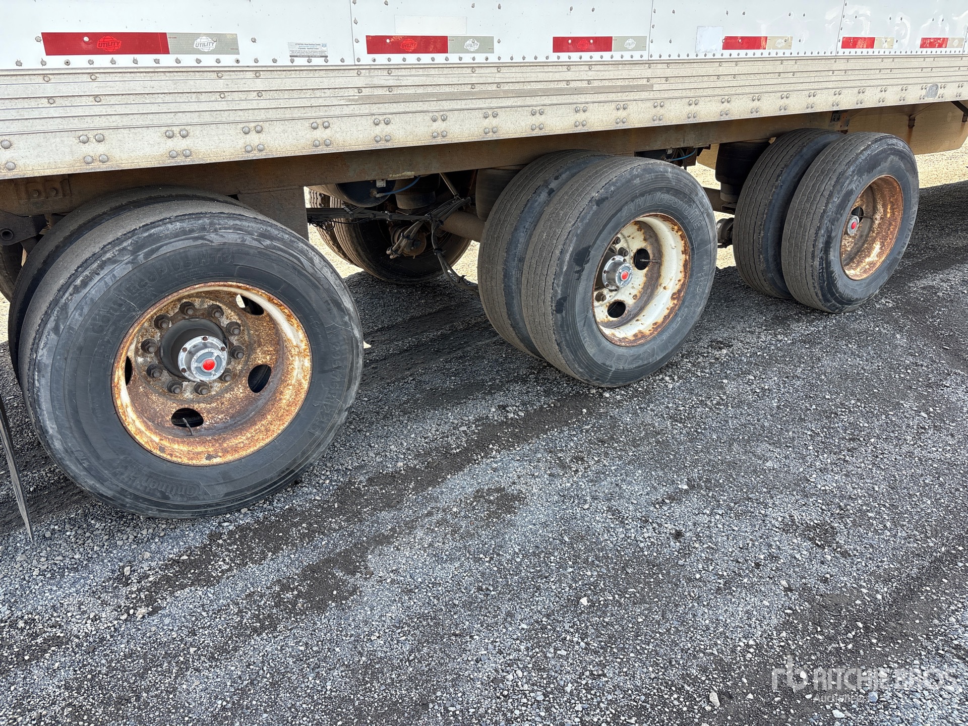 2014 Utility 53 ft x 102 in Tri/A