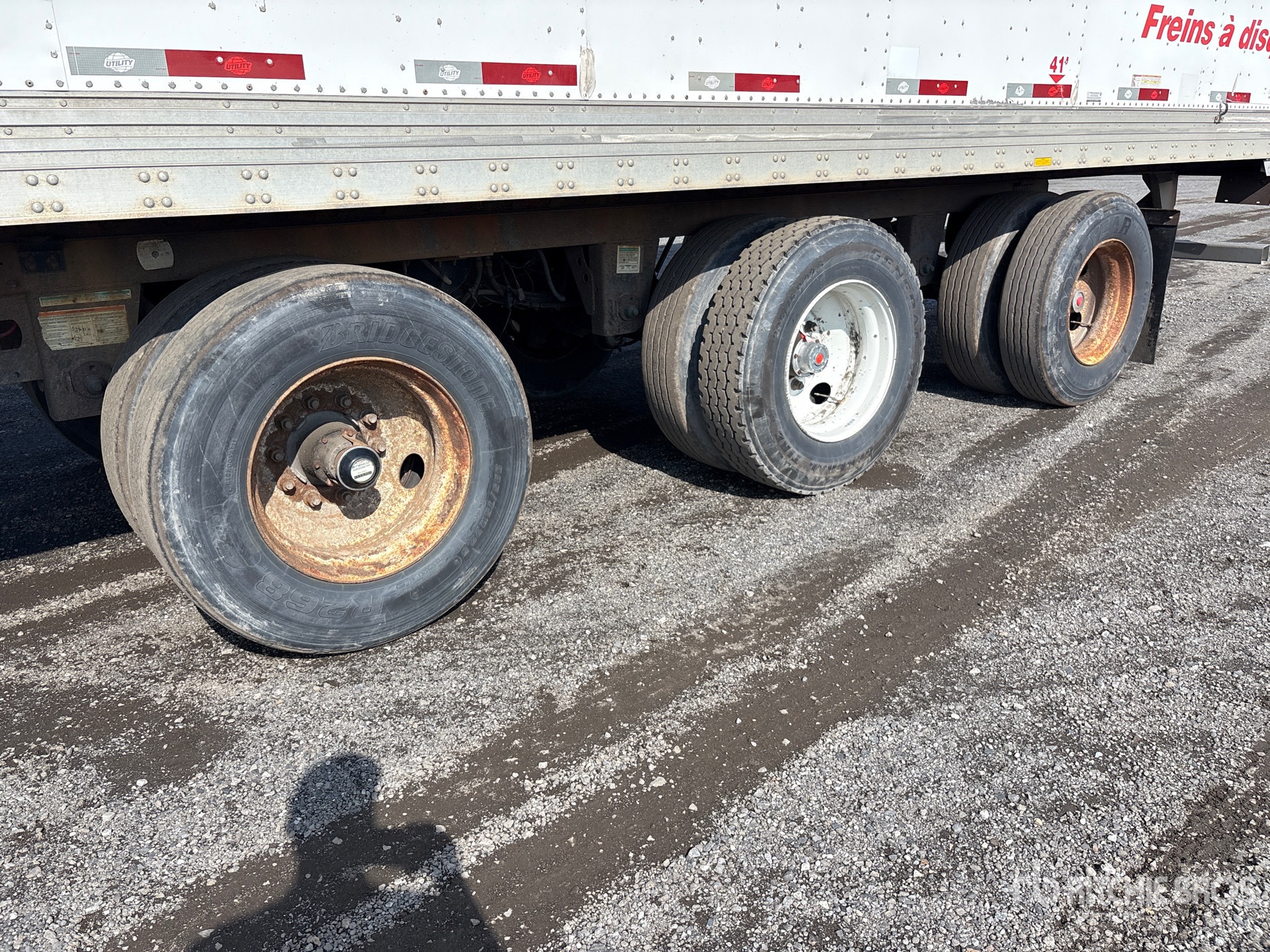2014 Utility 53 ft x 102 in Tri/A