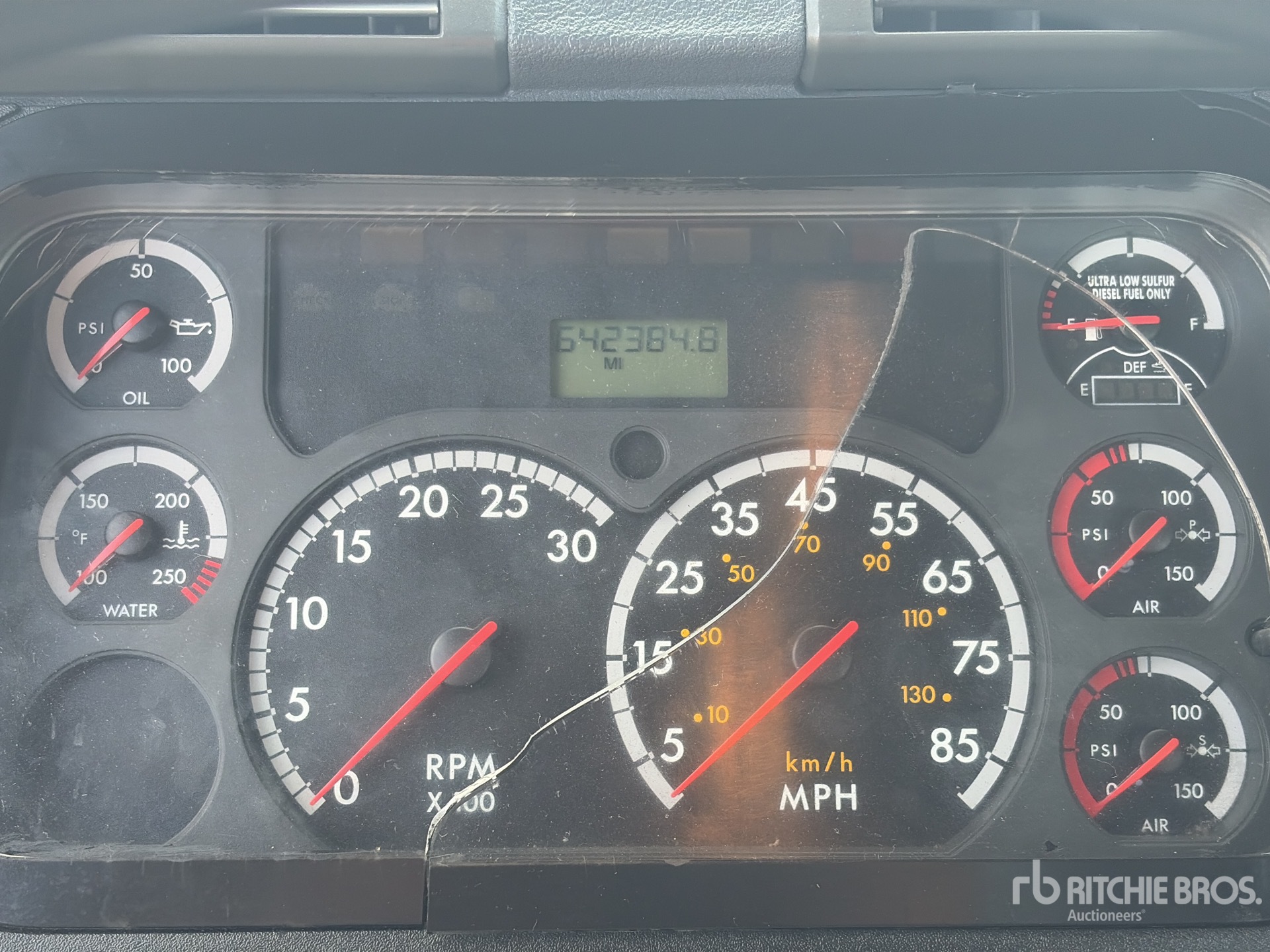 2013 Freightliner CASCADIA 113