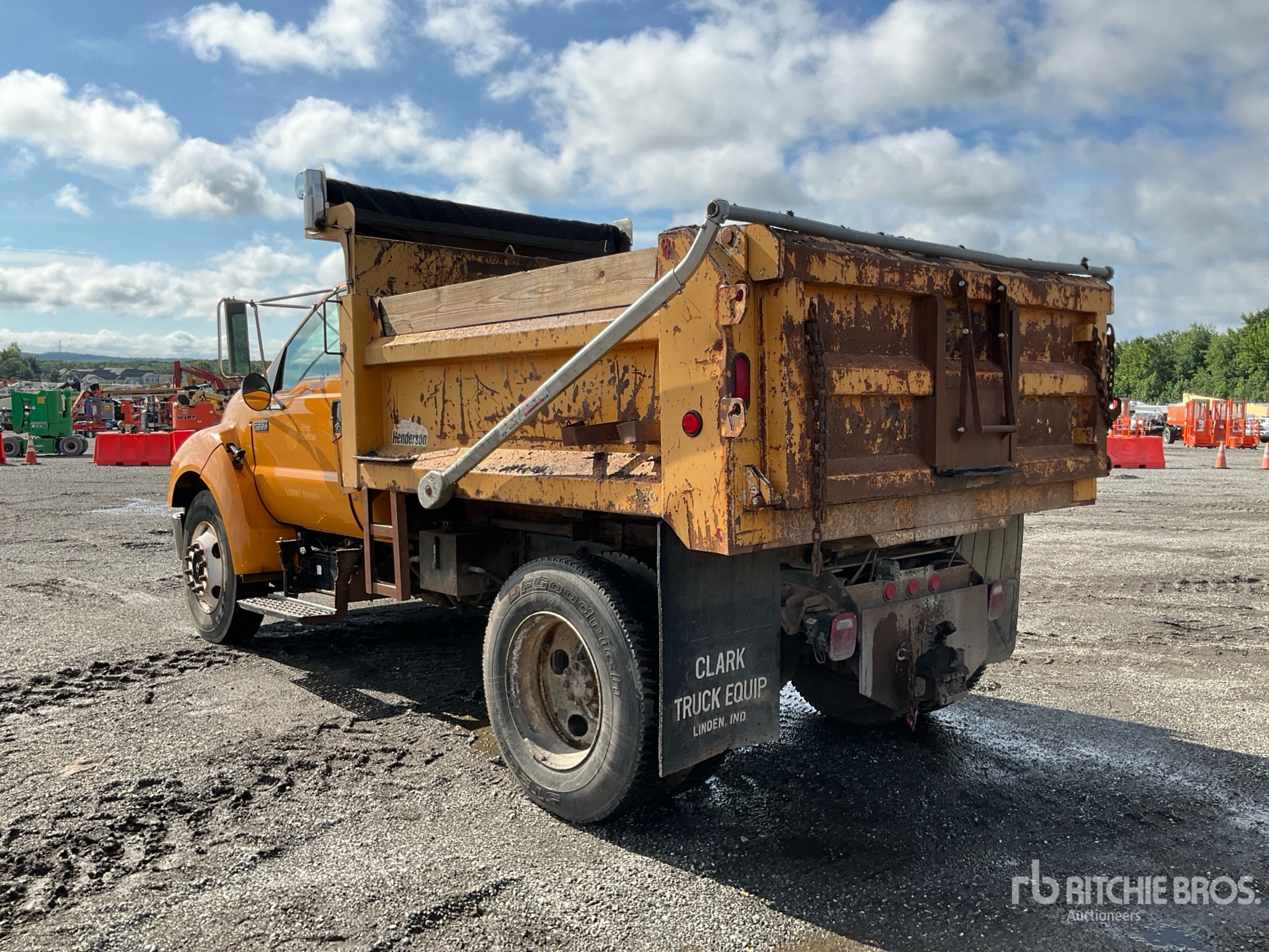 2005 Ford F-650