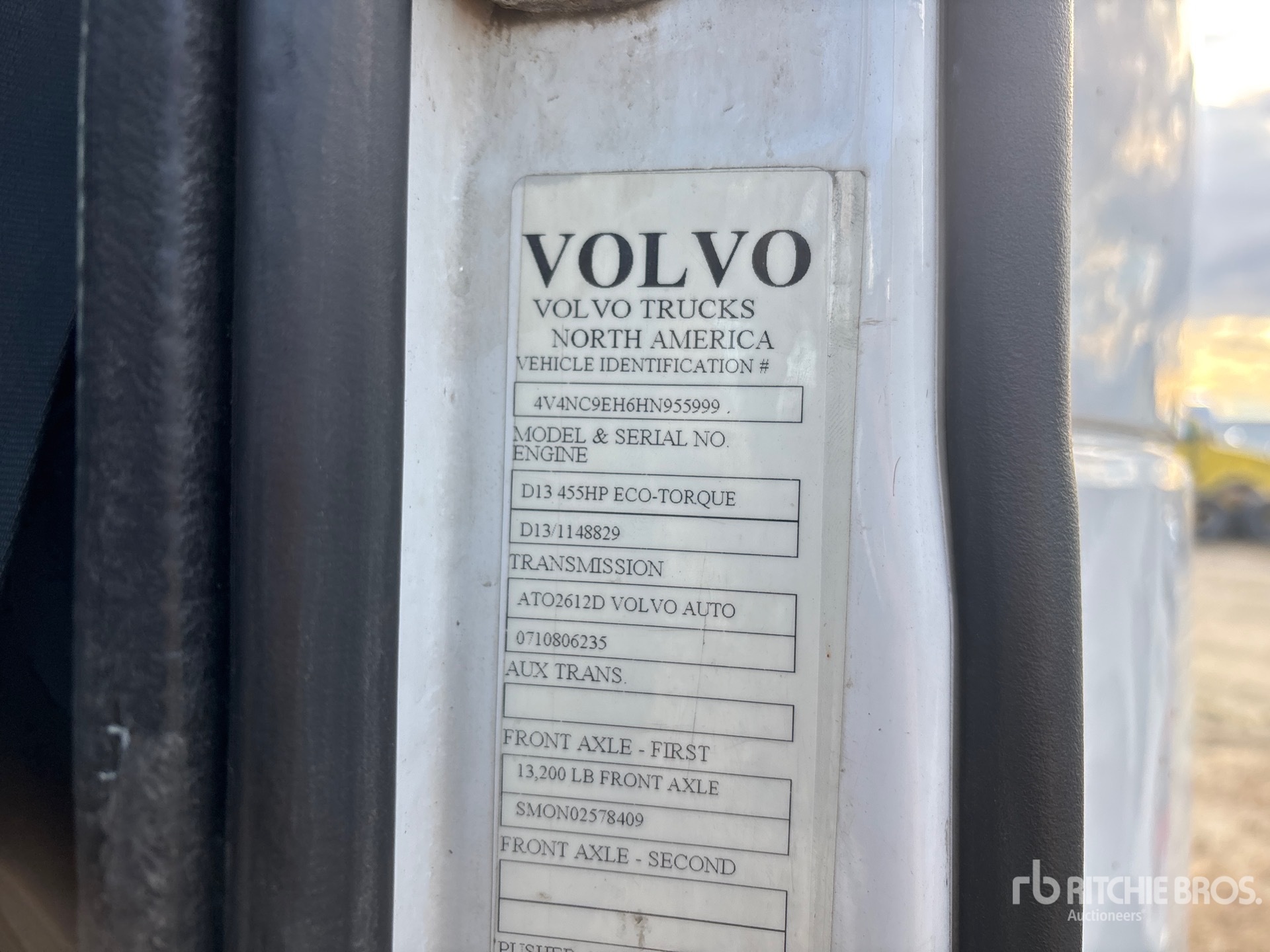 Photo of 2017 Volvo VNL