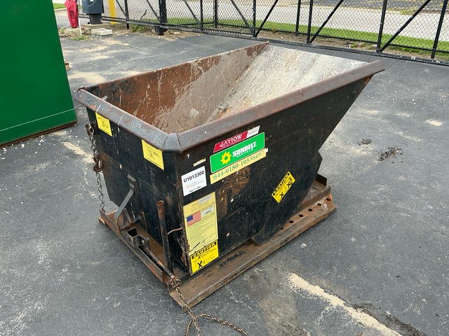 2021 Arrow HOPPER 36 in Dumping Trash Hopper 2021 Arrow HOPPER 36 in Dumping Trash Hopper