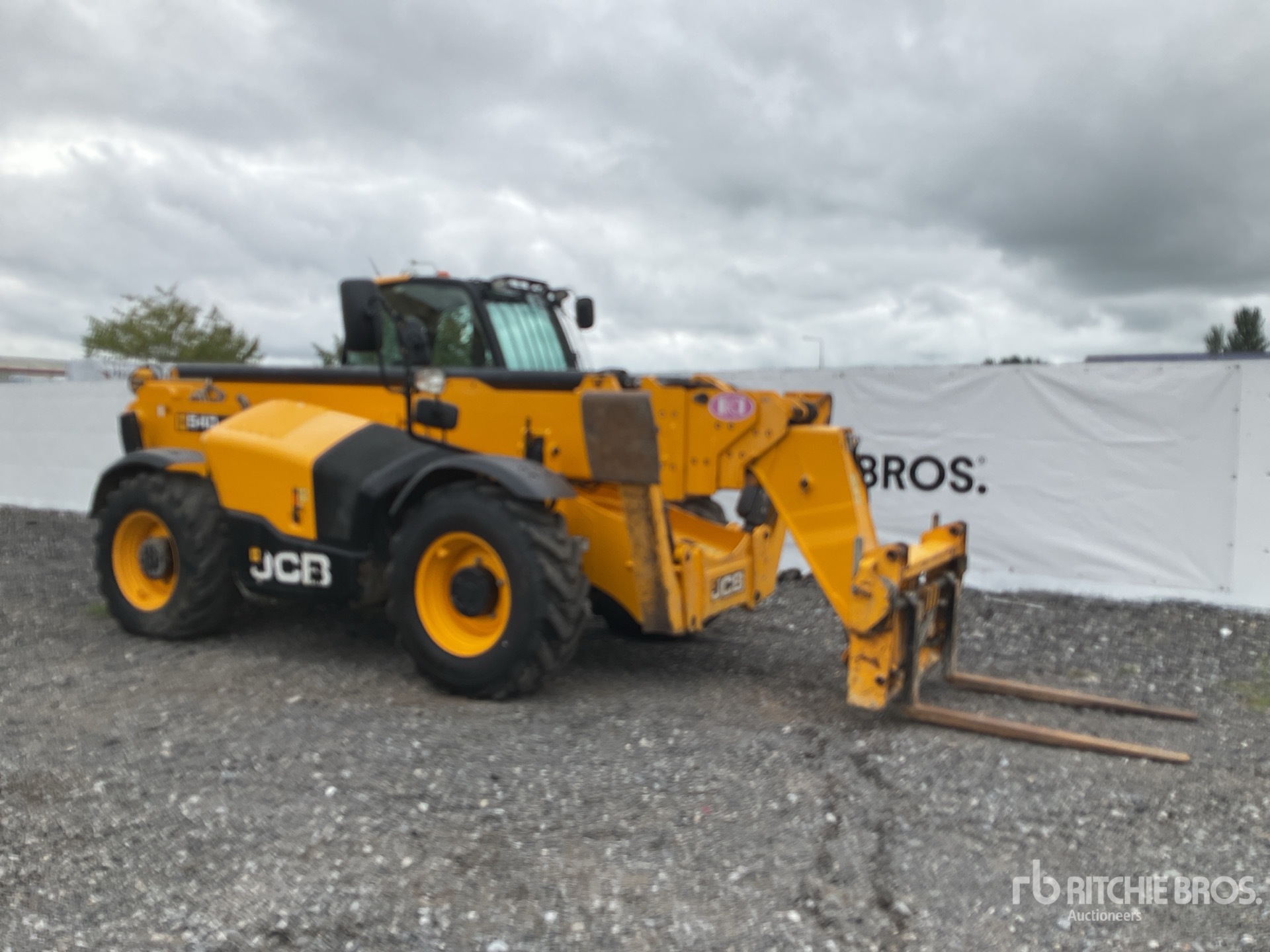 2021 JCB 540-180