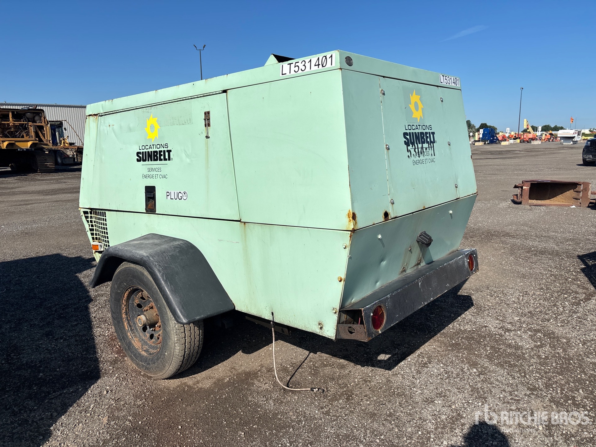 General Appearance with Picture, Left Rear Corner