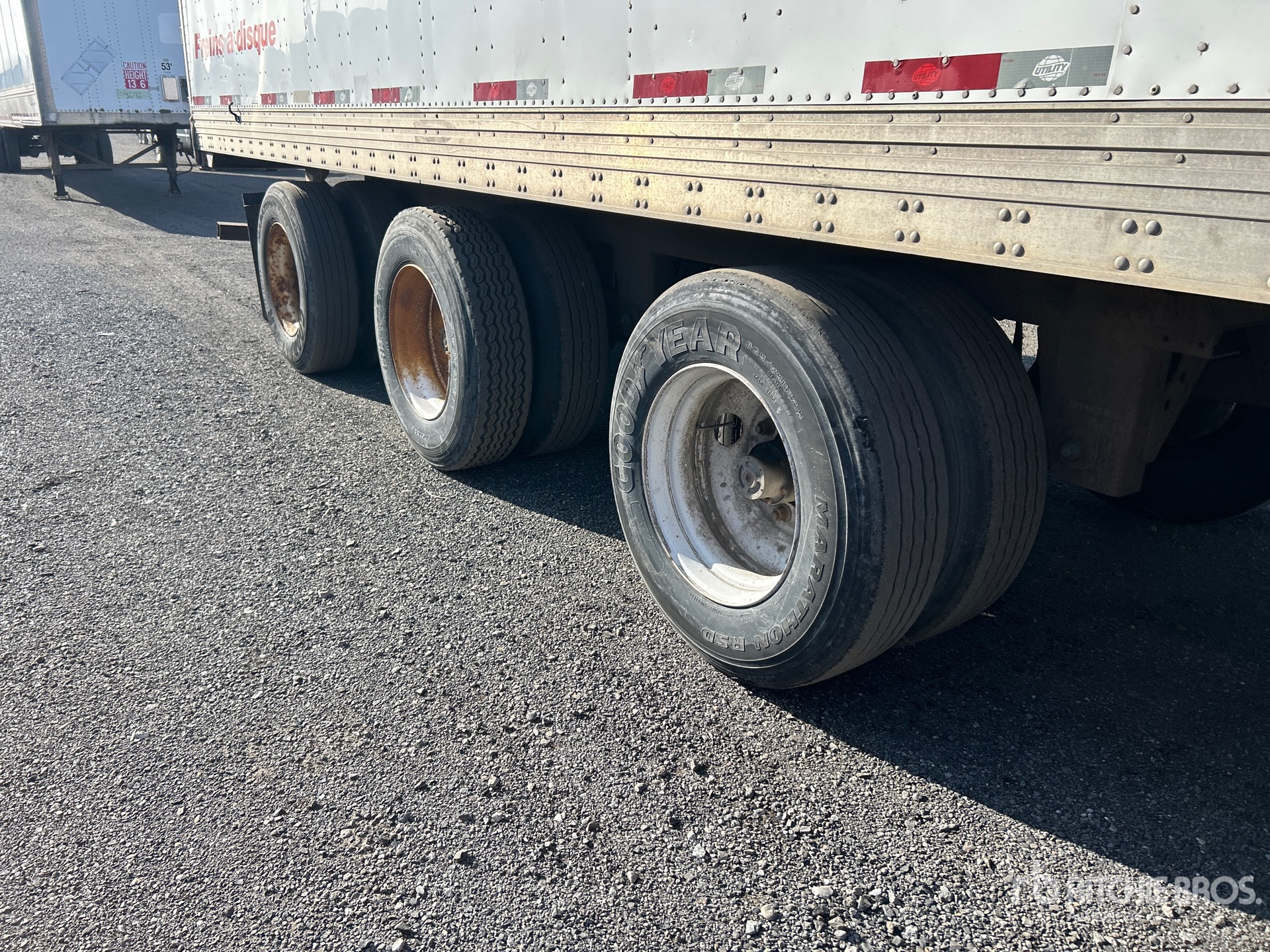 2014 Utility 53 FT X 102 IN TRI/A