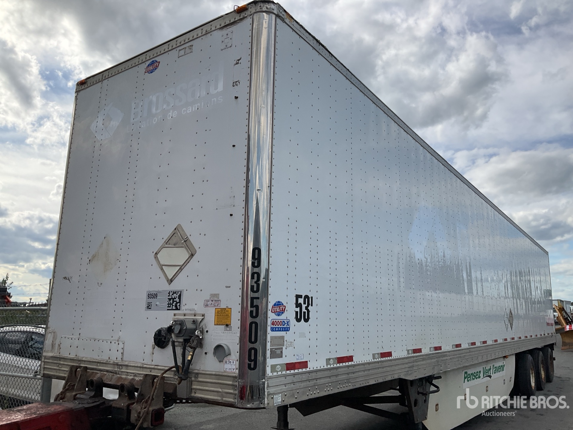 2014 Utility 53 FT X 102 IN TRI/A
