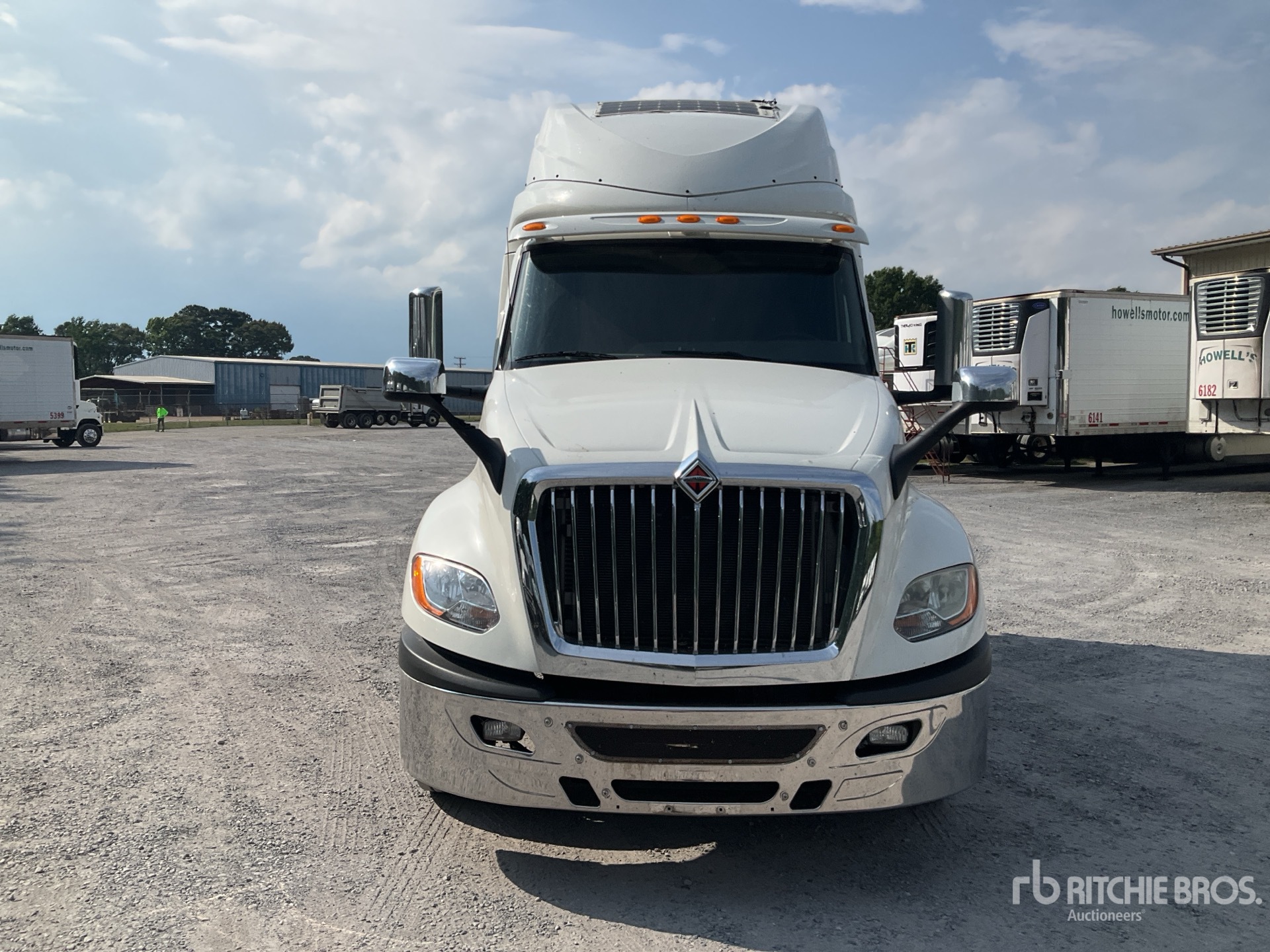 2019 International LT625