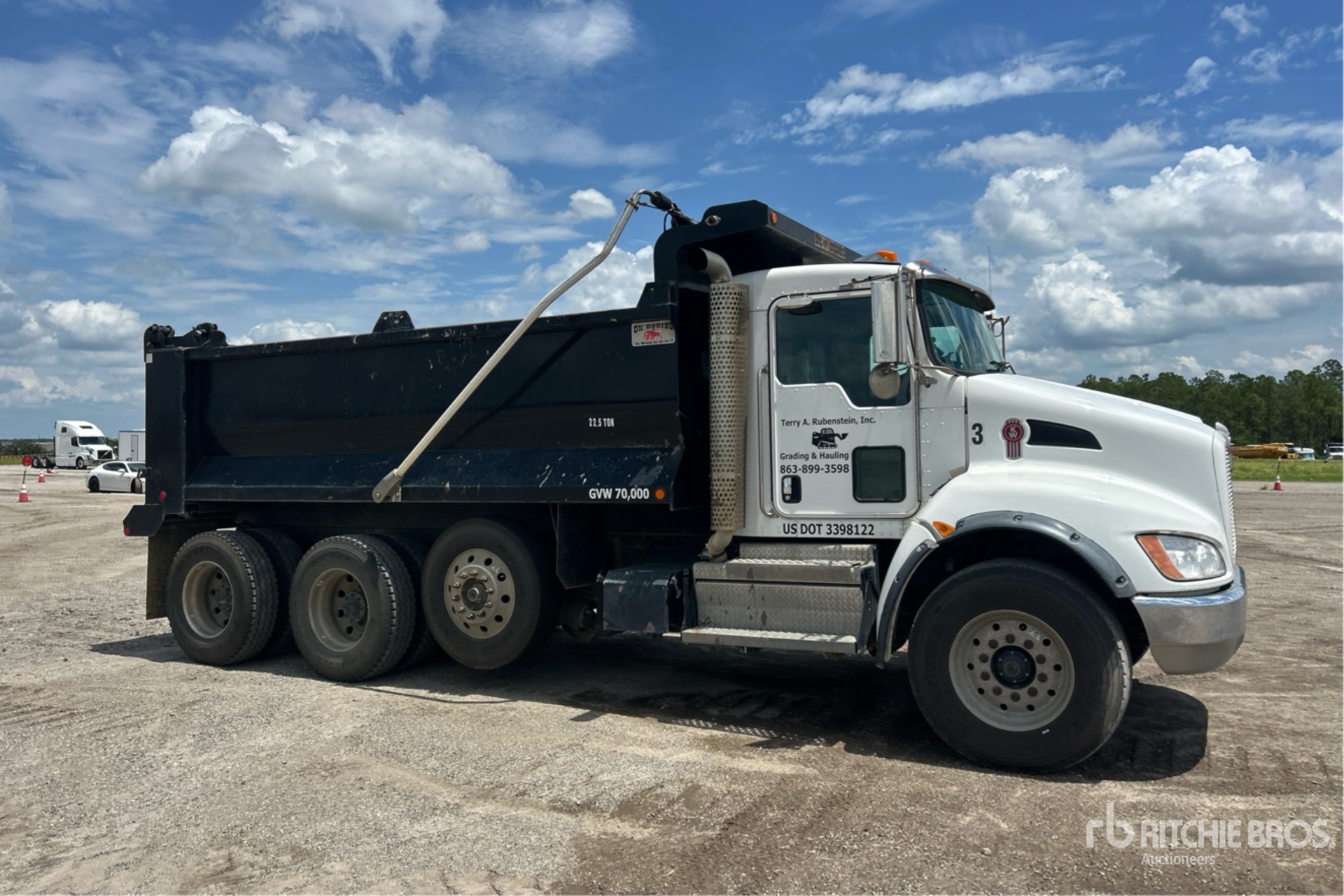 2022 Kenworth T370