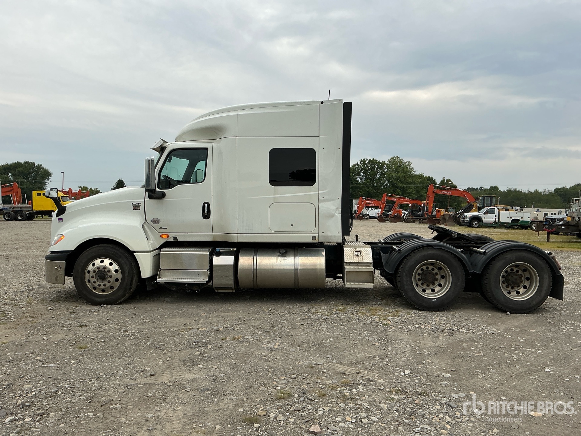 2019 International LT625