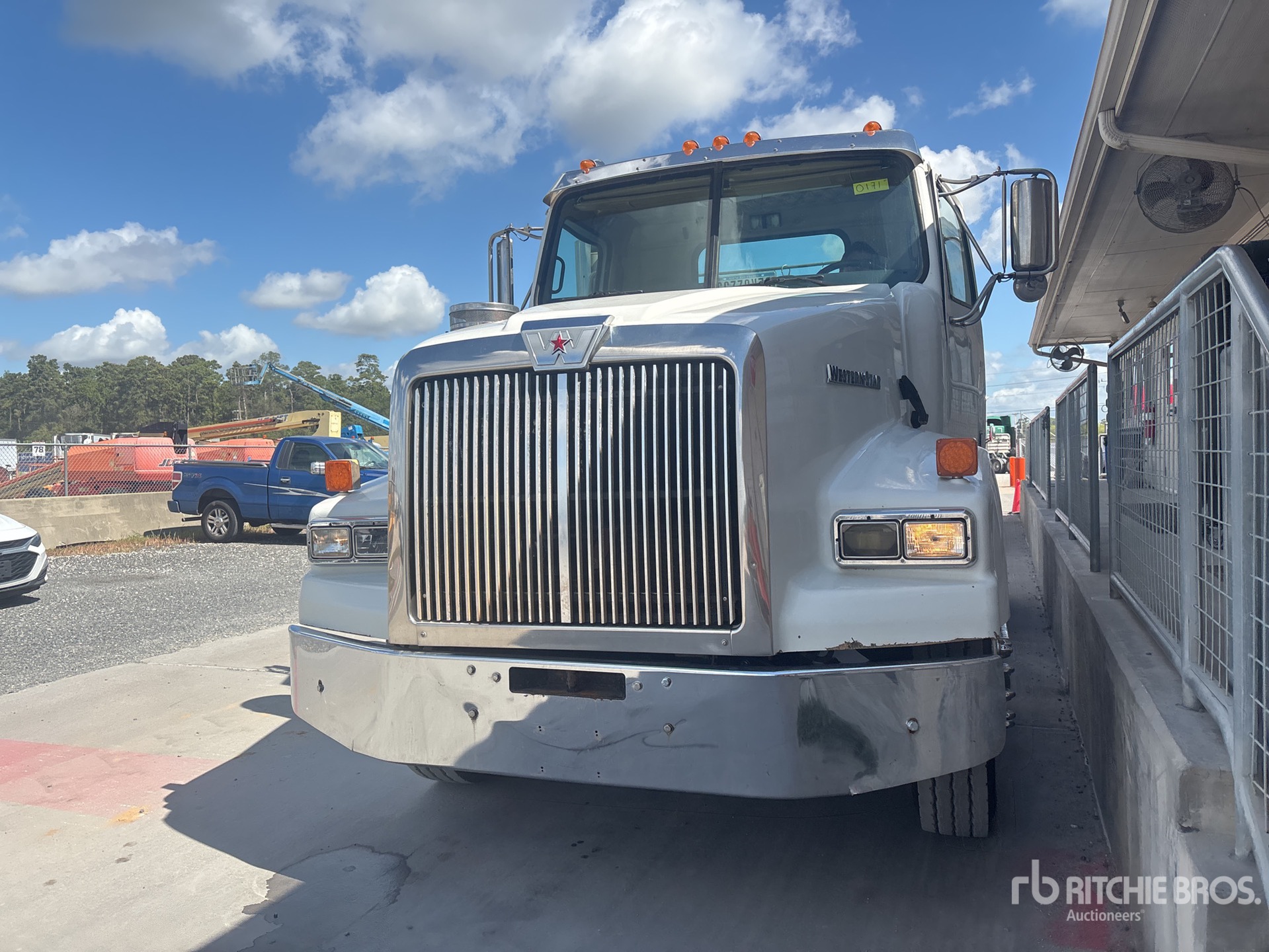 2016 Western 4900