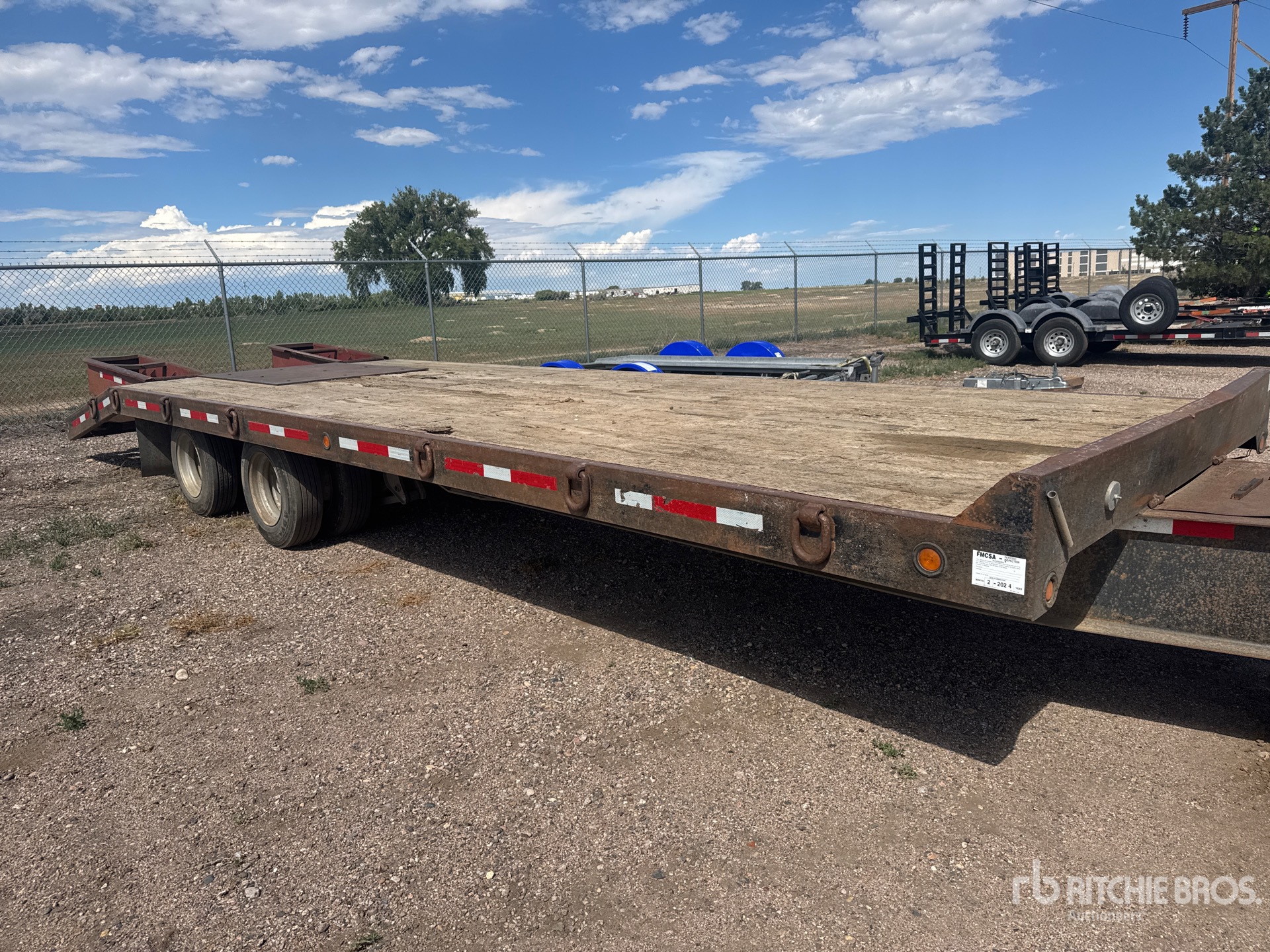2001 Towmaster 23 ft T/A