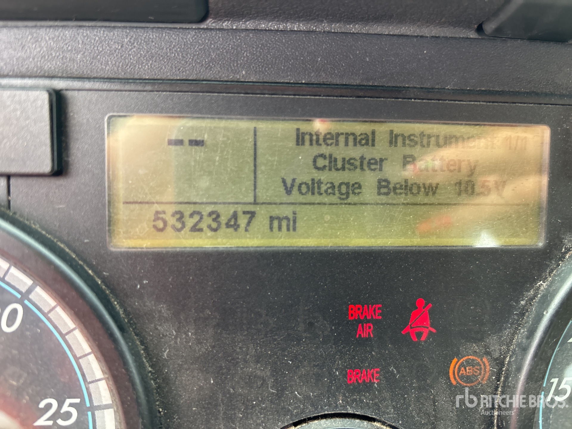 2014 Freightliner CASCADIA 113