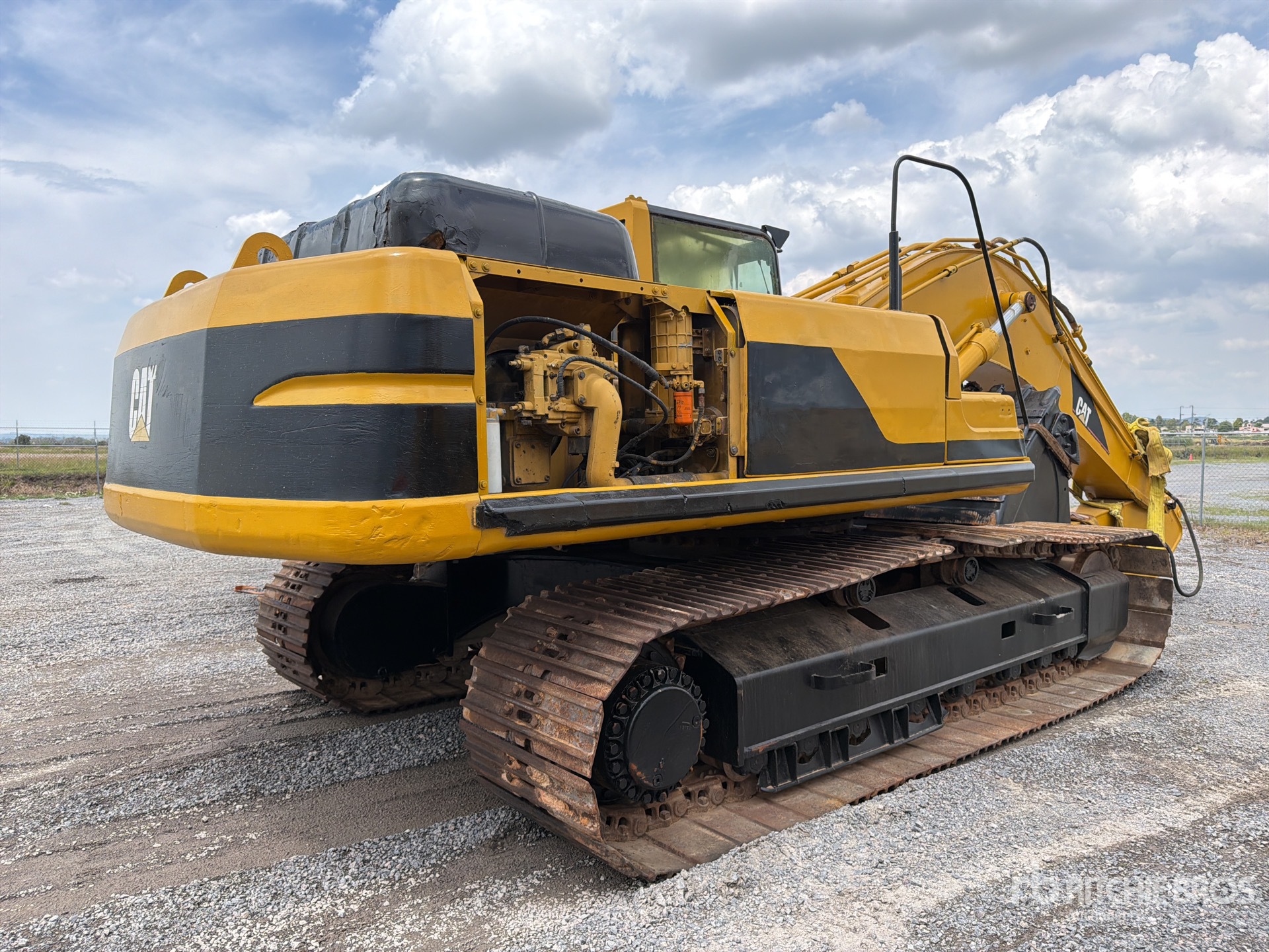2002 Caterpillar 330B L