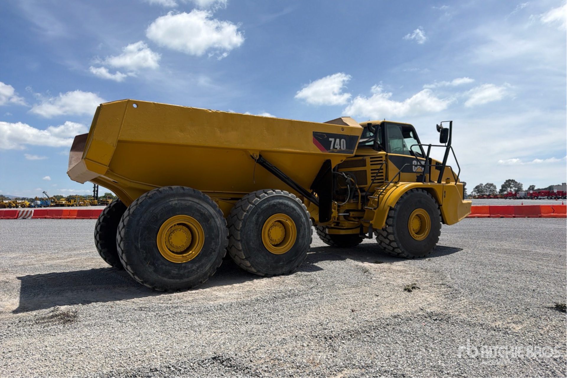 2009 Caterpillar 740