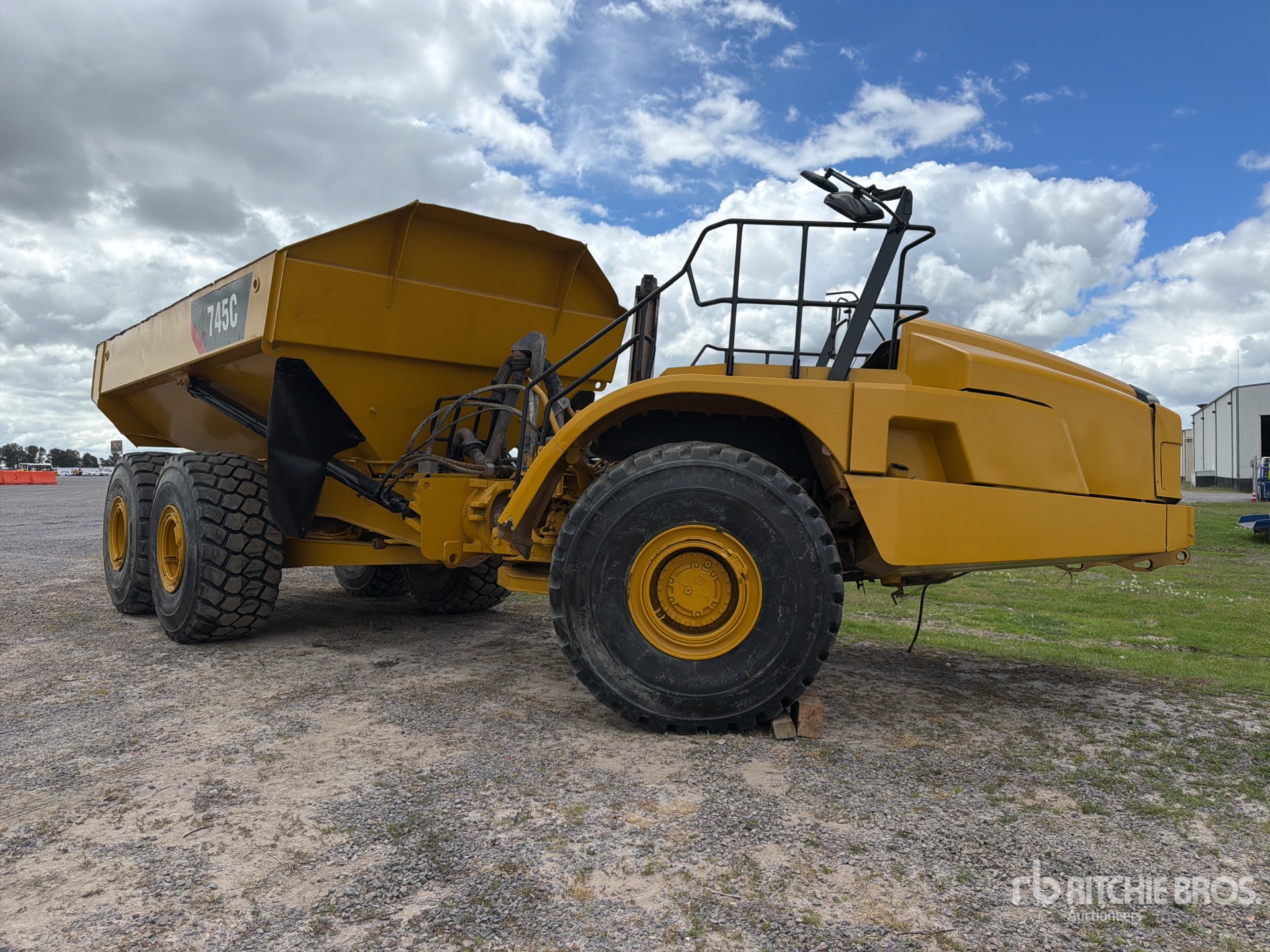 2015 Caterpillar 745C