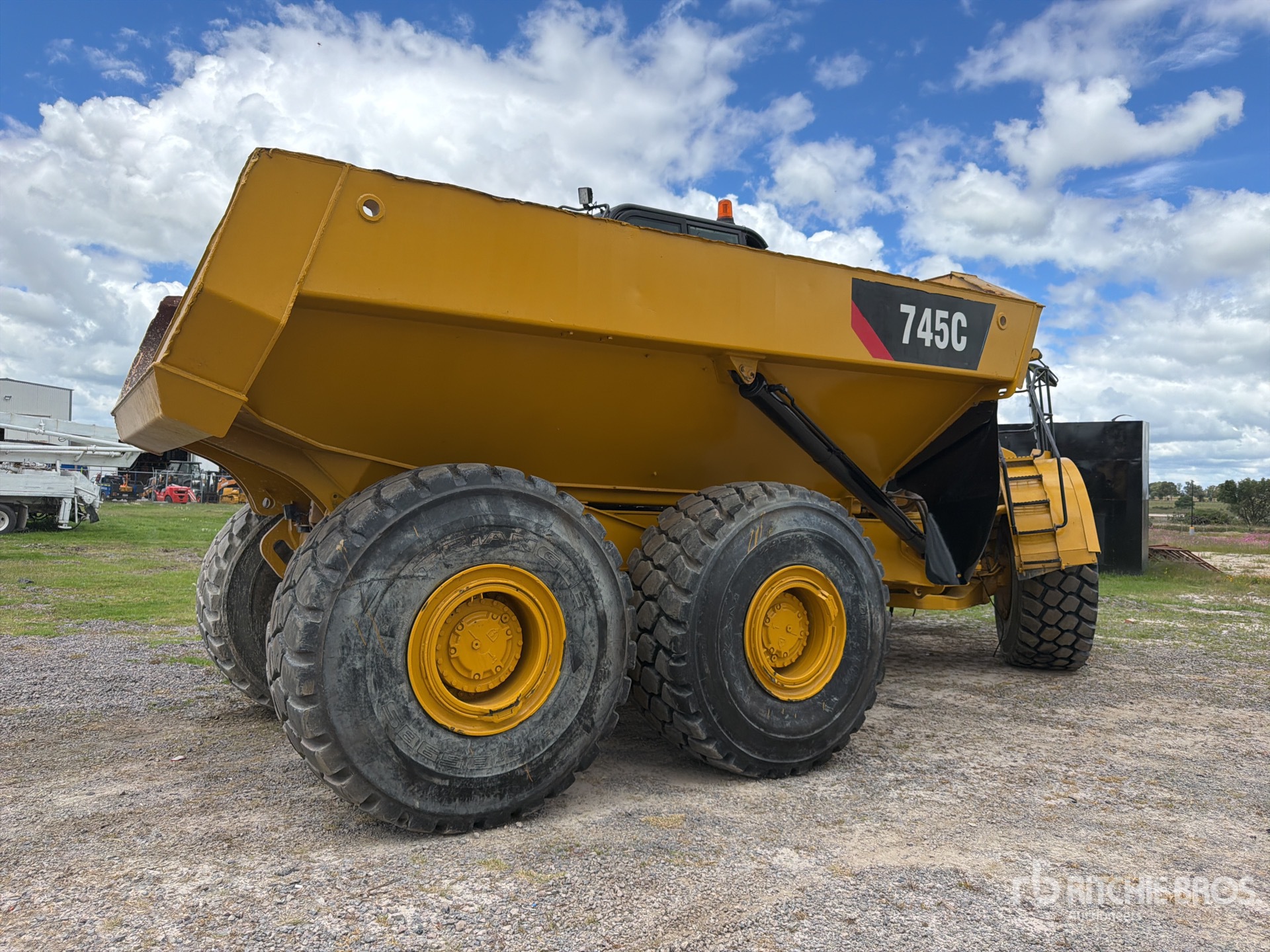 2015 Caterpillar 745C
