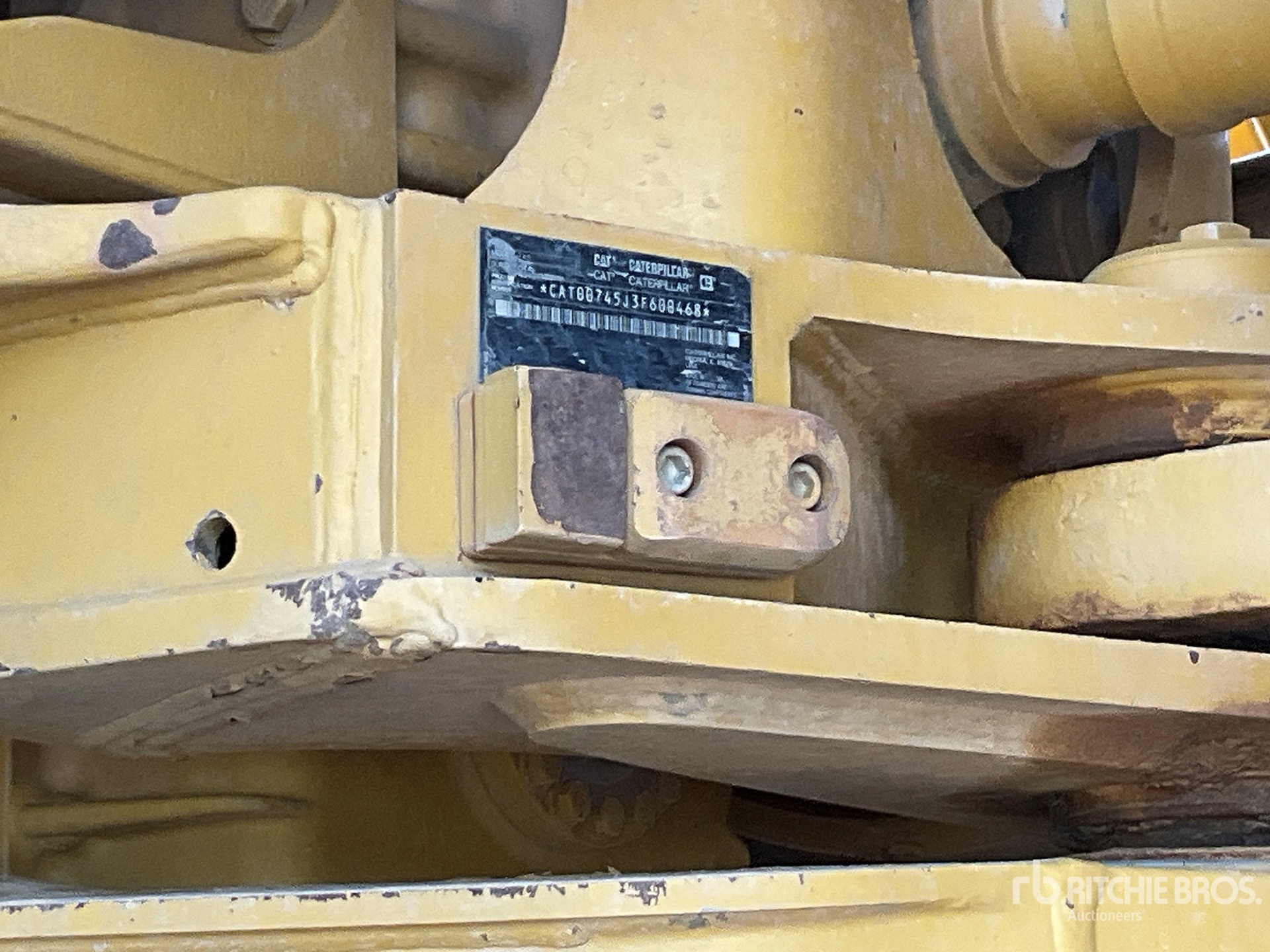 2017 Caterpillar 745