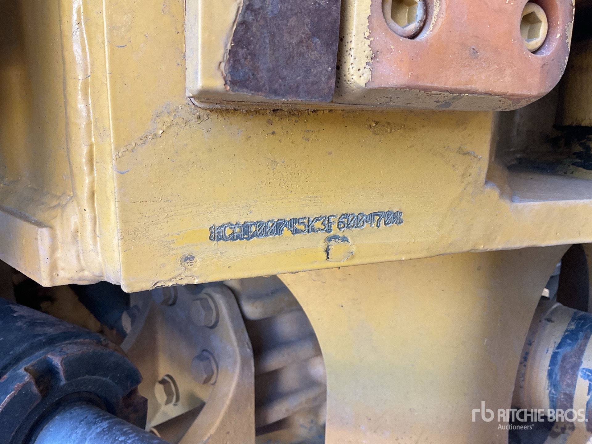 2017 Caterpillar 745