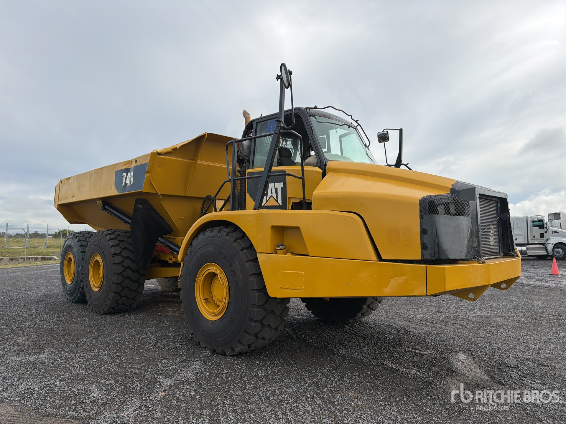 2013 Caterpillar 740B