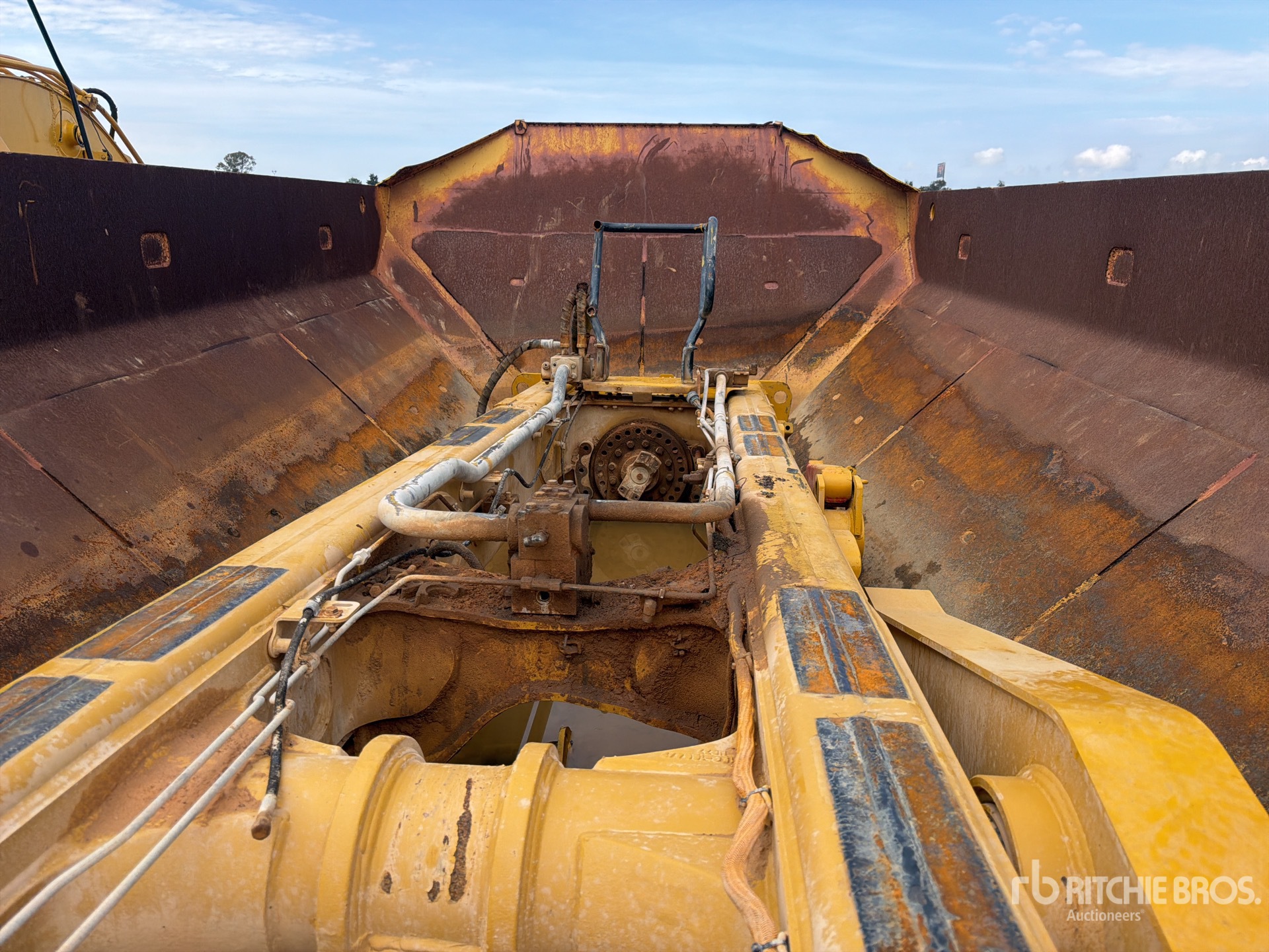 2013 Caterpillar 740B