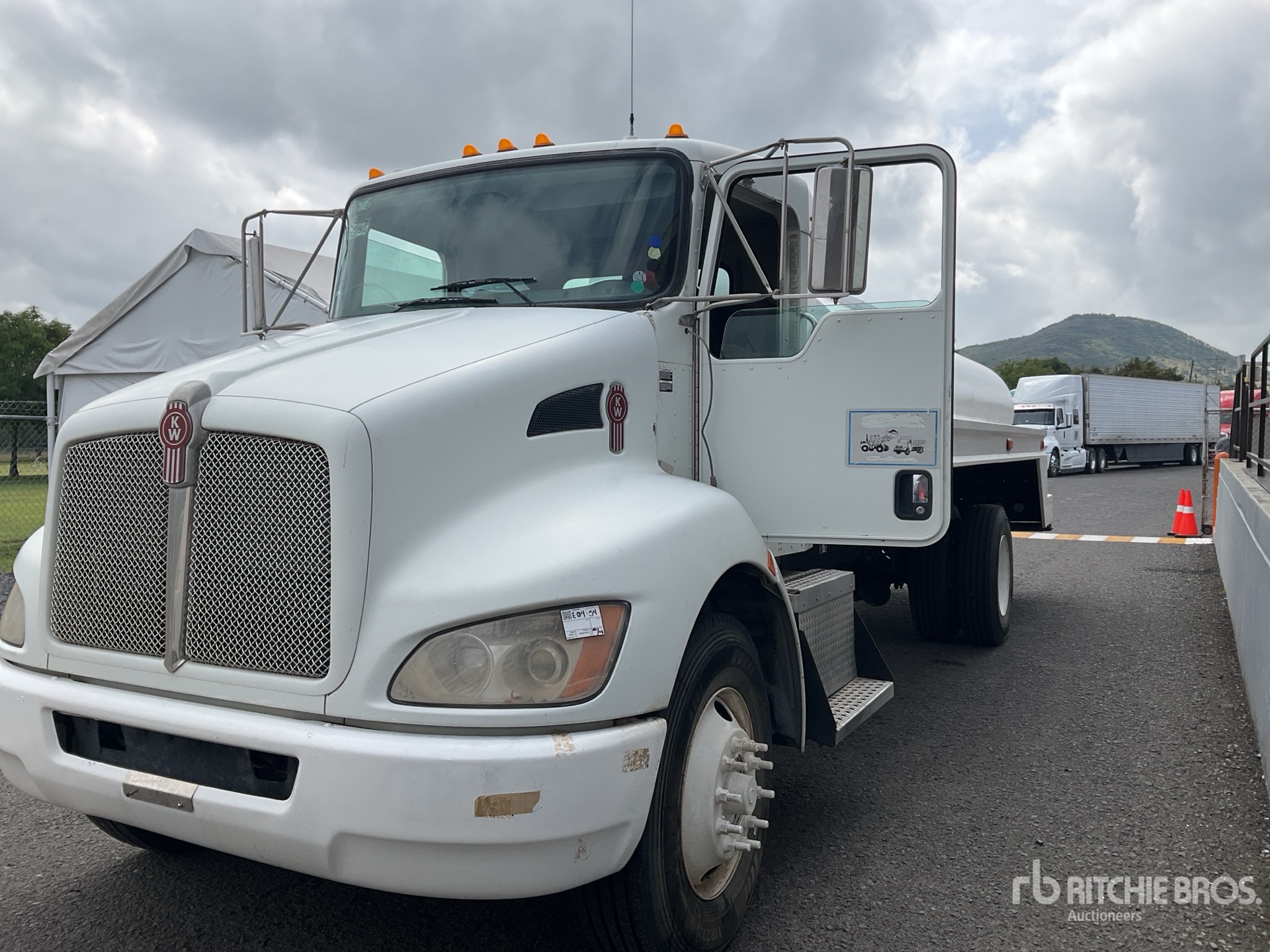 2012 Kenworth T370
