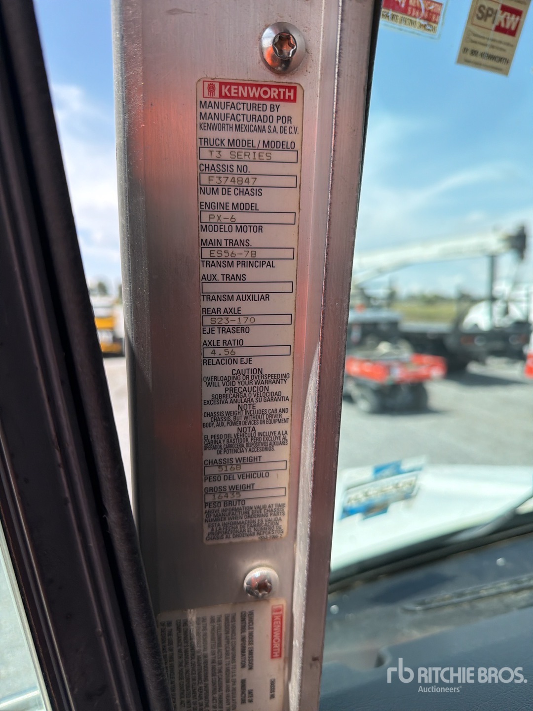 2010 Kenworth T370
