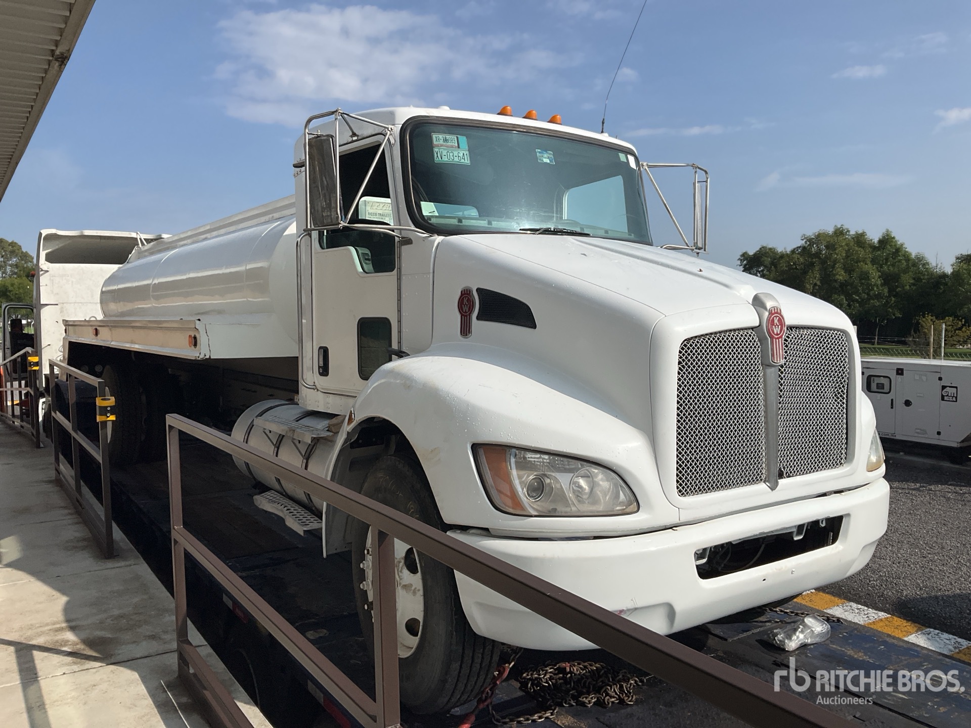 2013 Kenworth T370