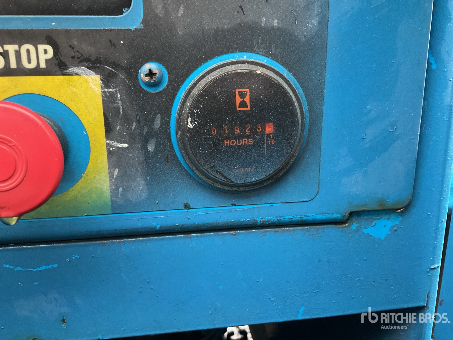 2006 Genie GS4390