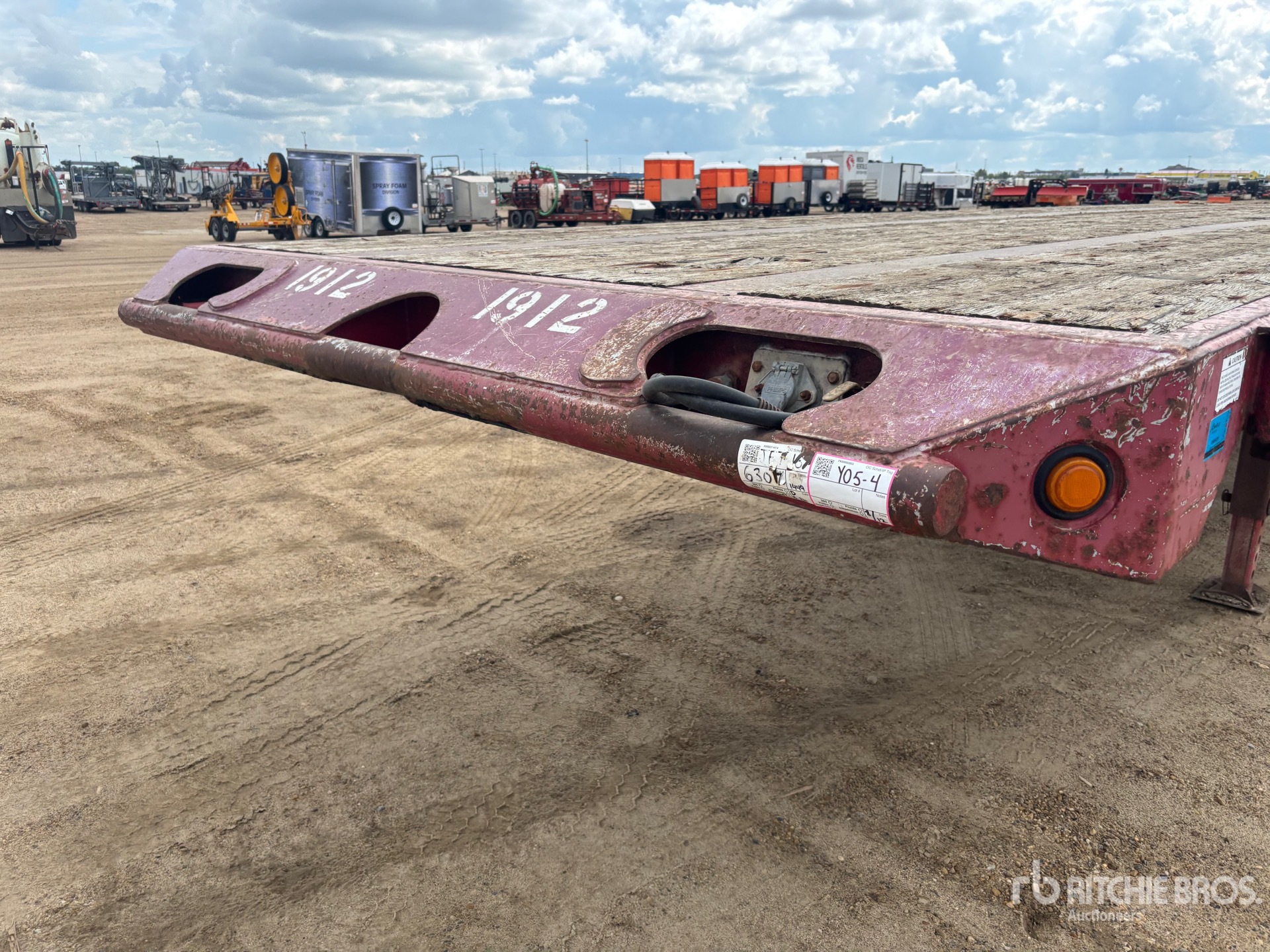 2005 Load King 42 ft Tri/A Flatbed
