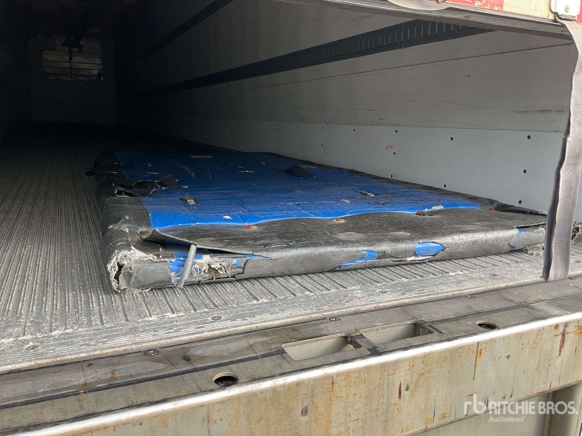 2016 Great Dane 53 FT X 102 IN SLIDING T/A