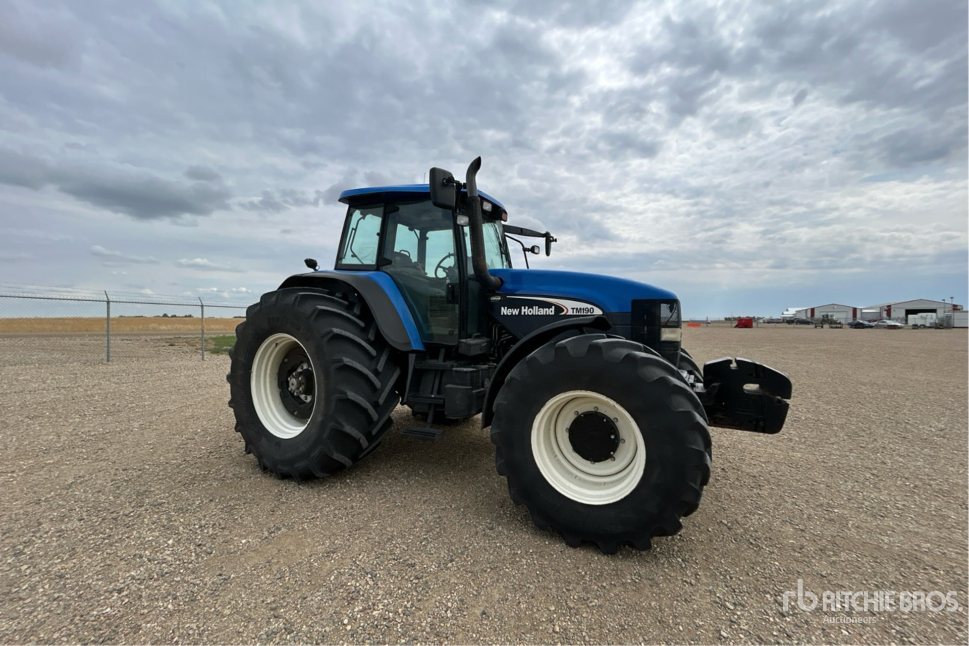 New Holland TM190