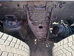 4 Underbody - Truck with